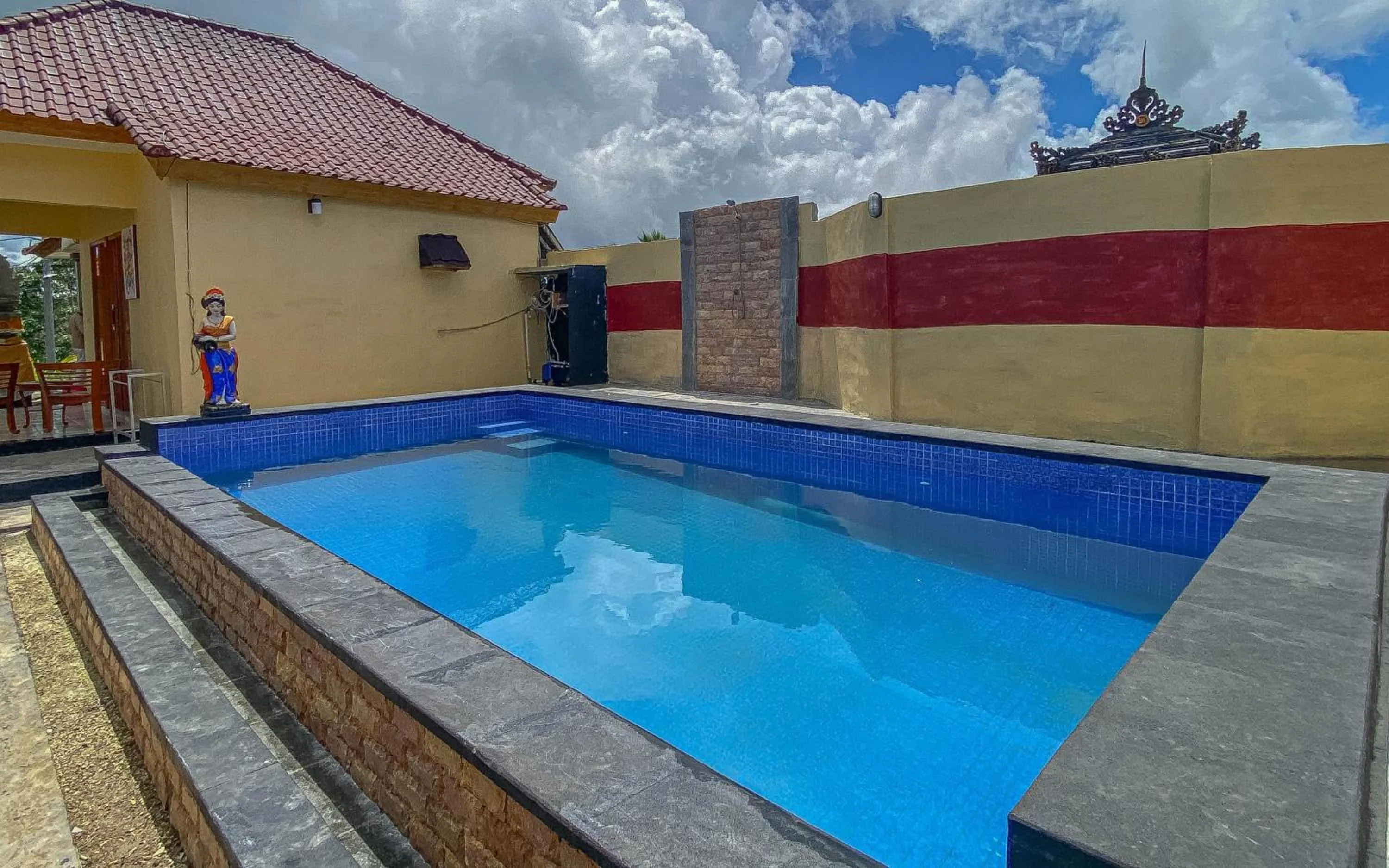 Swimming pool in The Salang Guest House