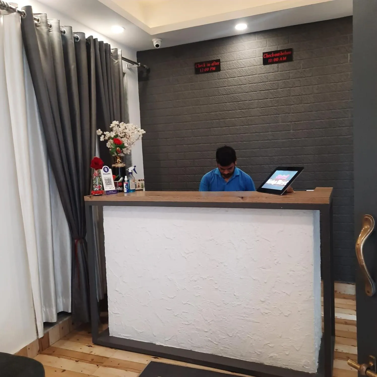 Staff in Hotel Nisha Nest, Bhopal