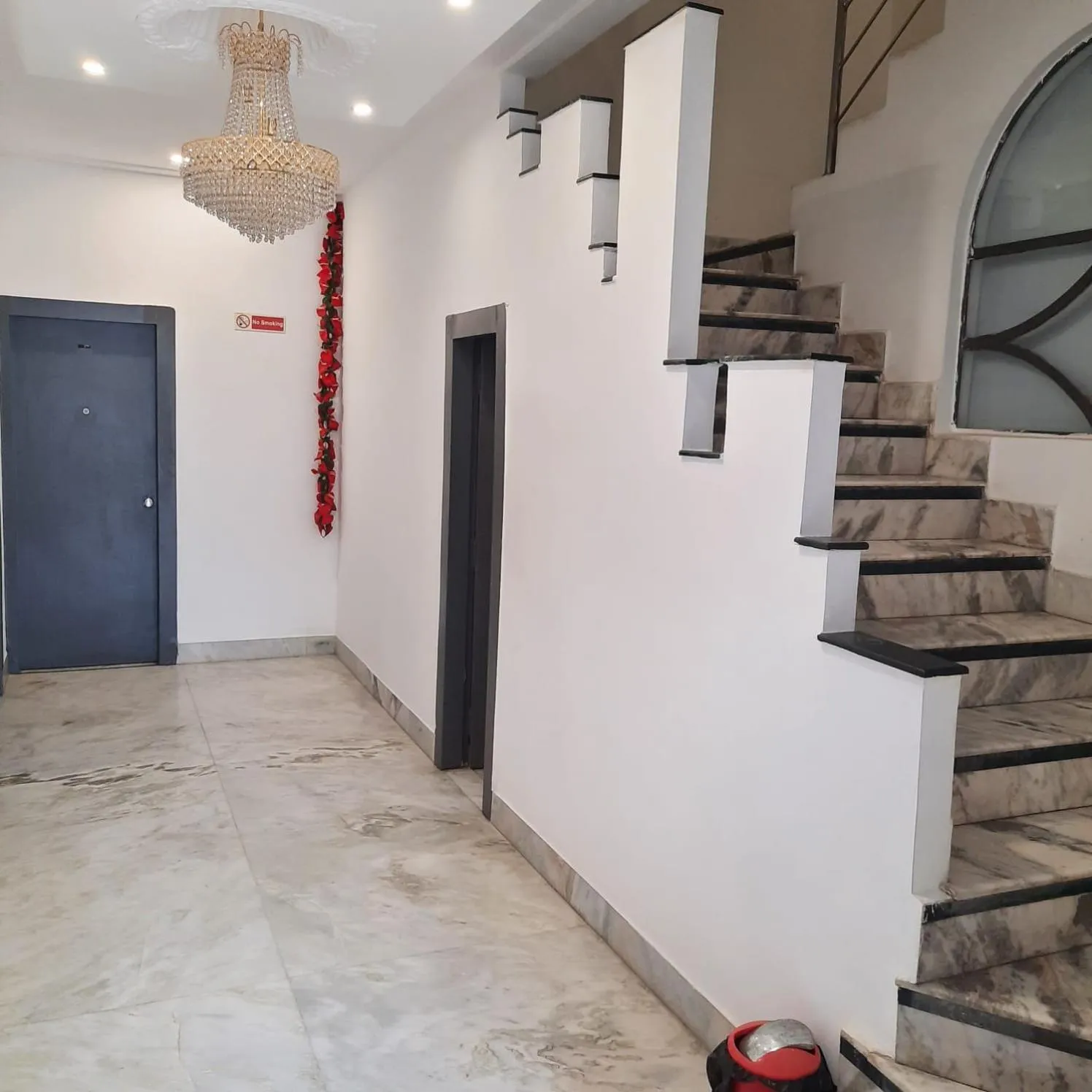 Lobby or reception in Hotel Nisha Nest, Bhopal