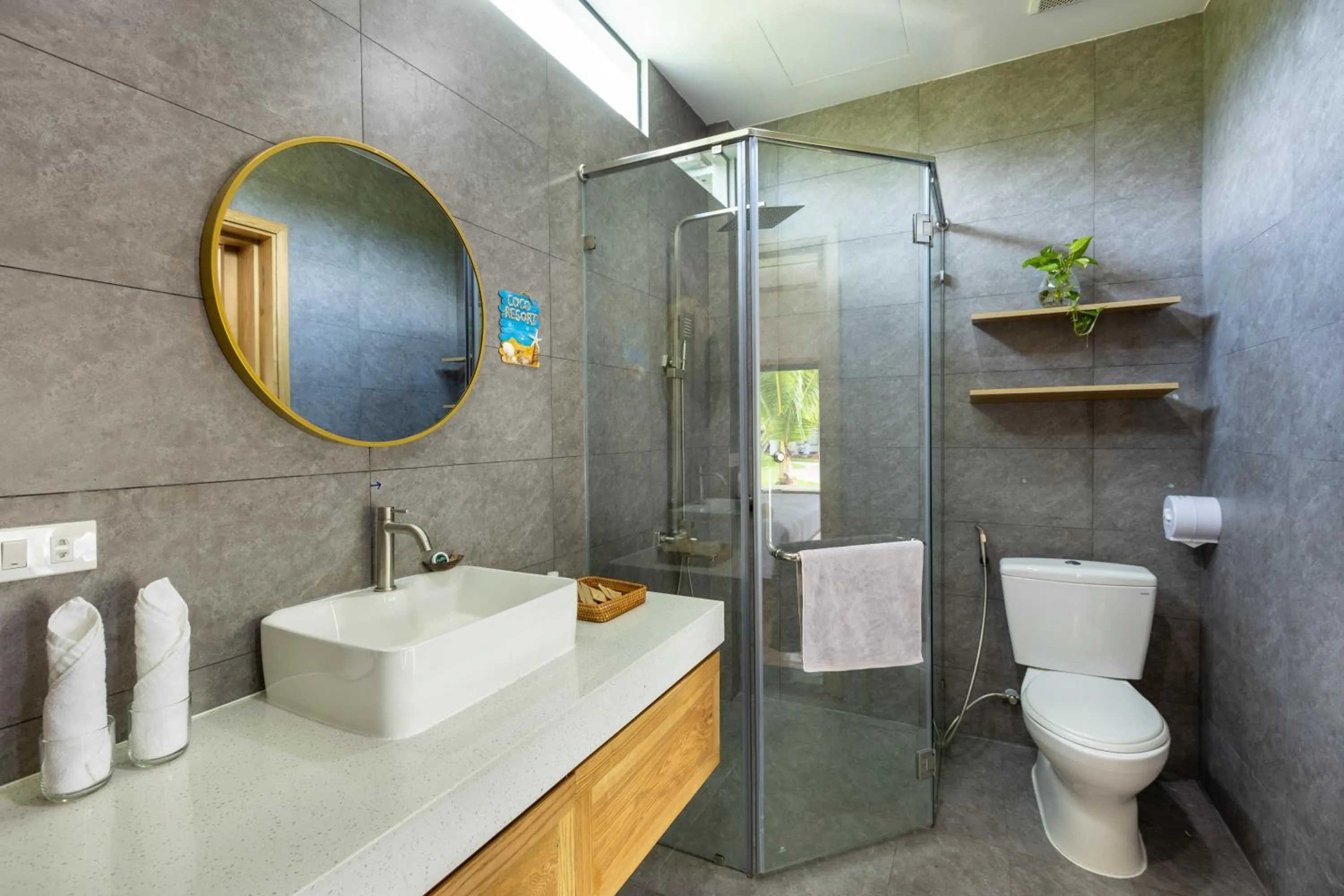 Toilet in Coco Garden Resort