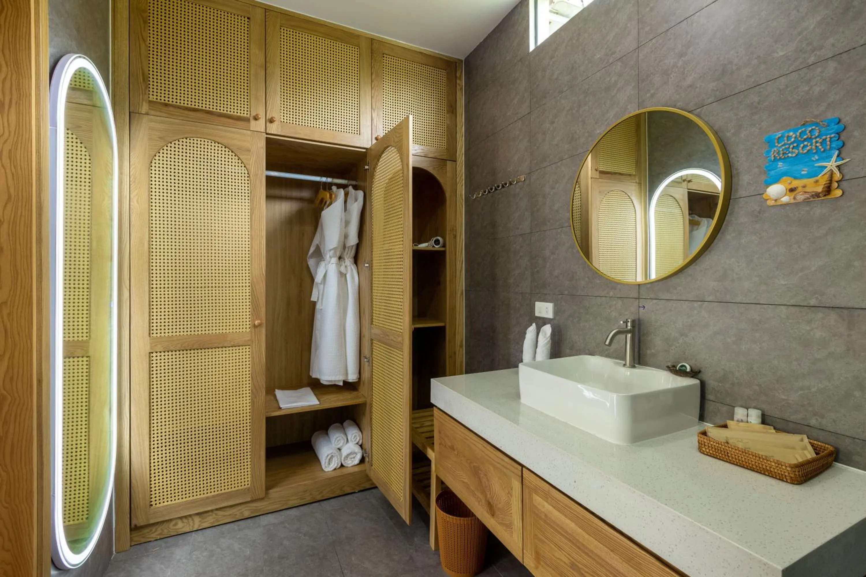 towels in Coco Garden Resort