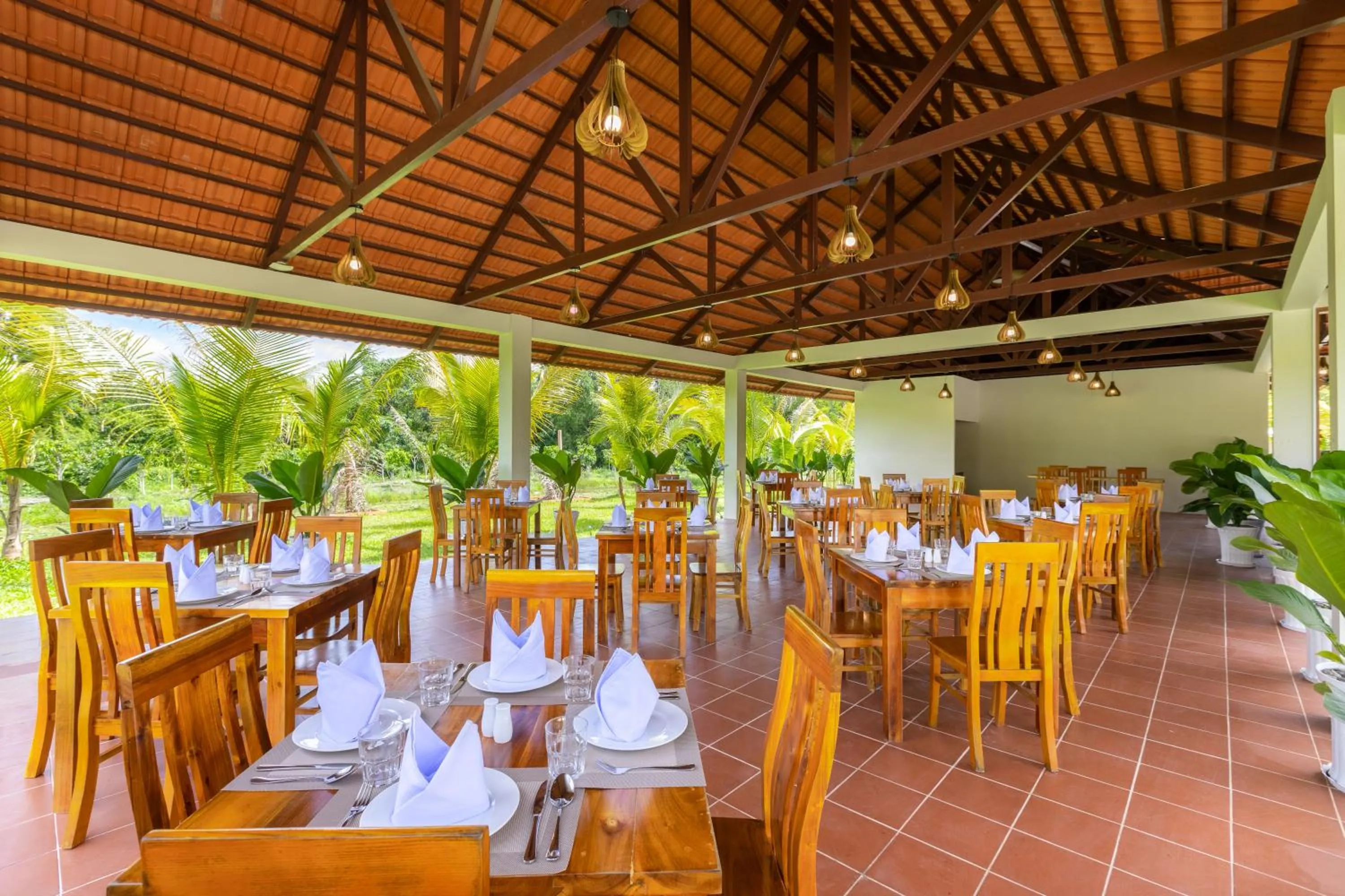 Restaurant/places to eat in Coco Garden Resort