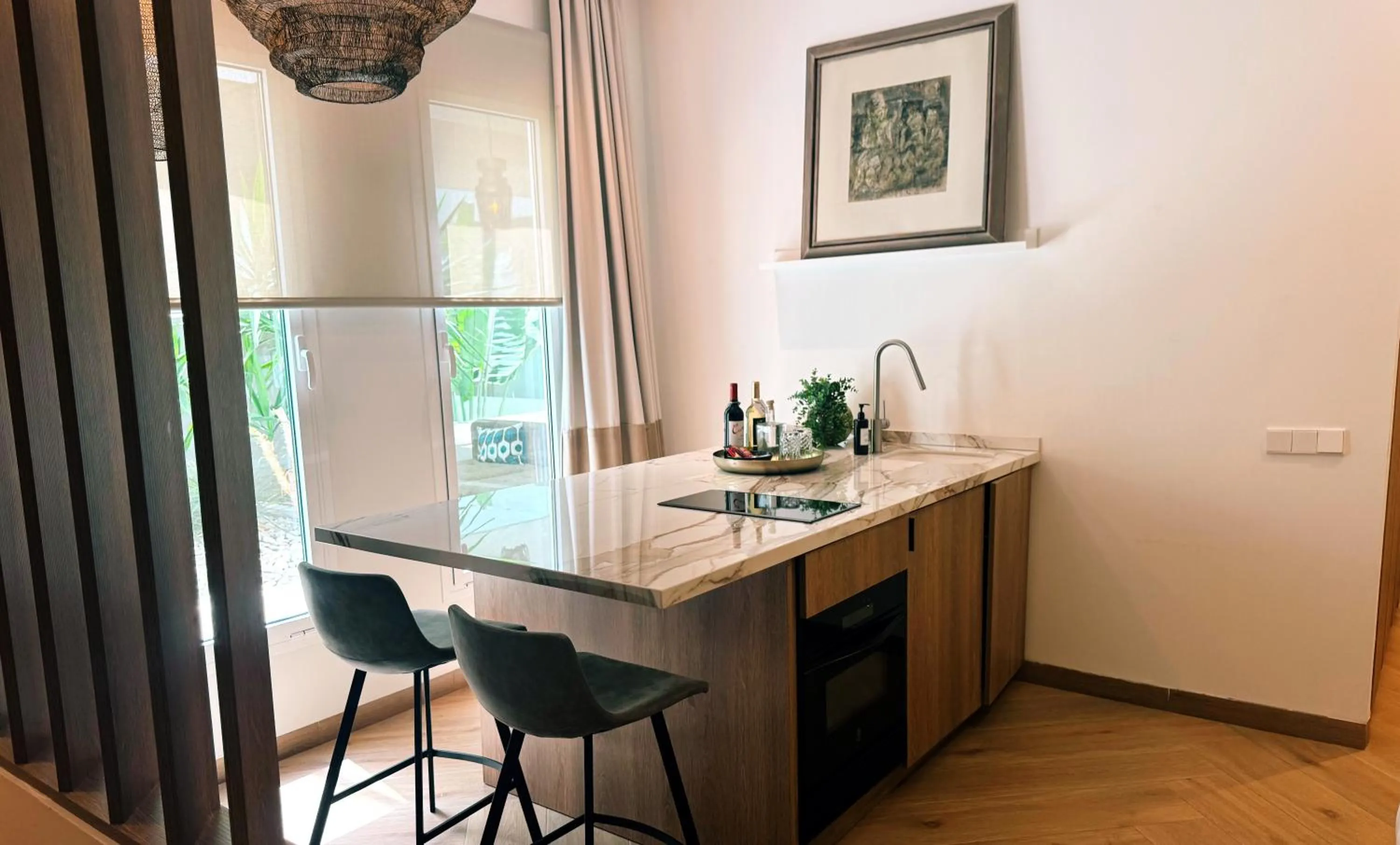 kitchen in Comfy Studios Hotel