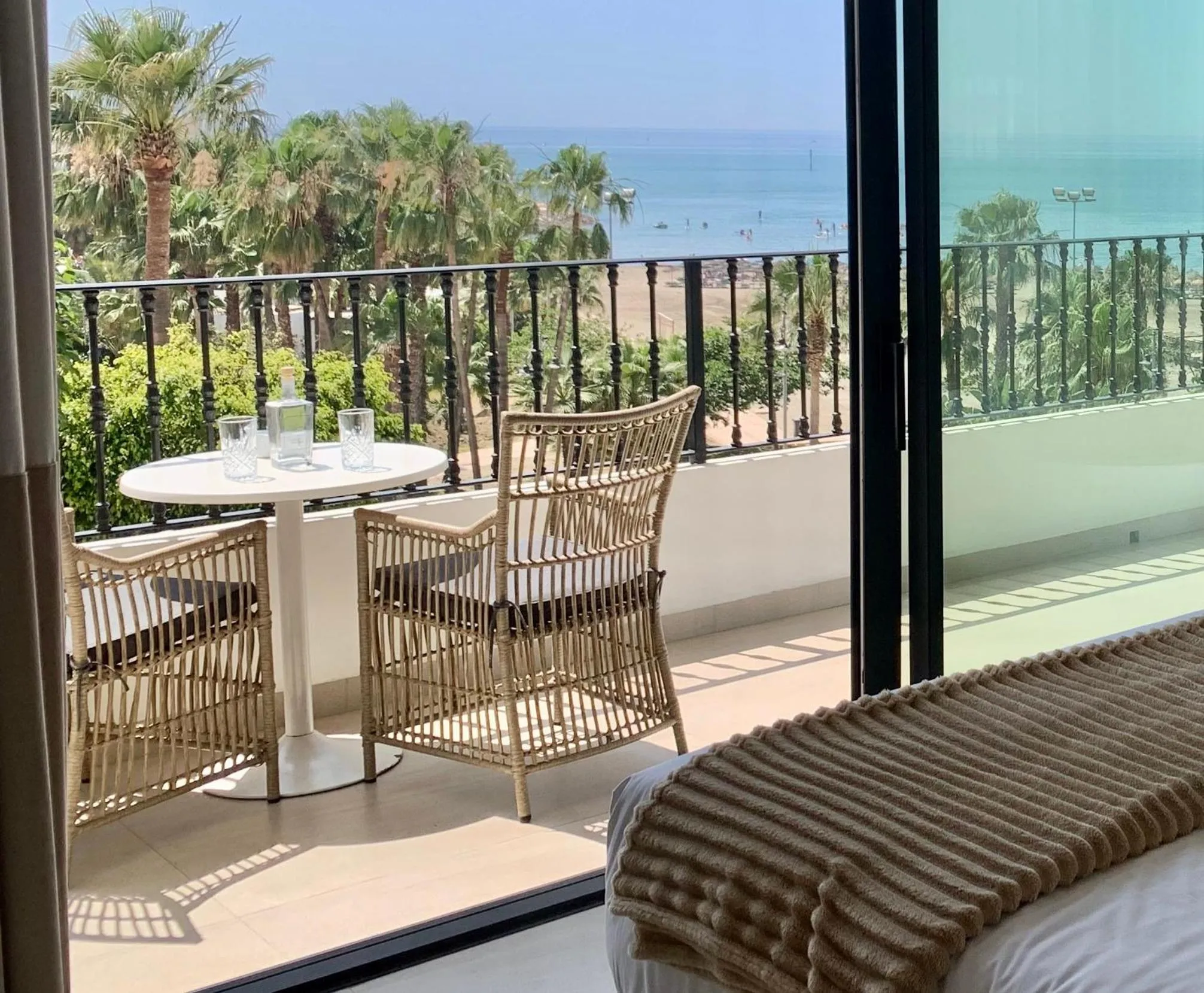 Balcony/Terrace in Comfy Studios Hotel