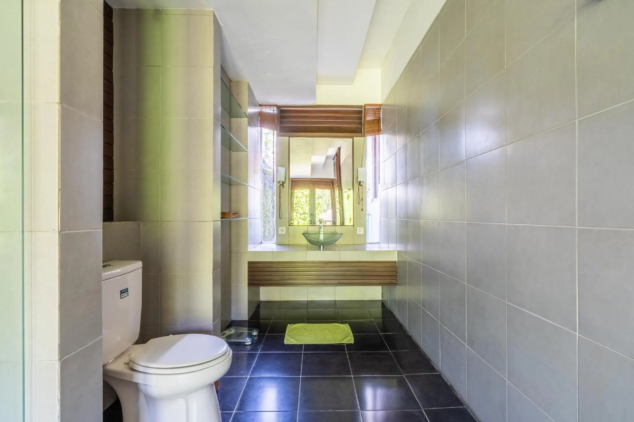 Toilet in Tirta Tawar Villa Ubud - New Year's Offer