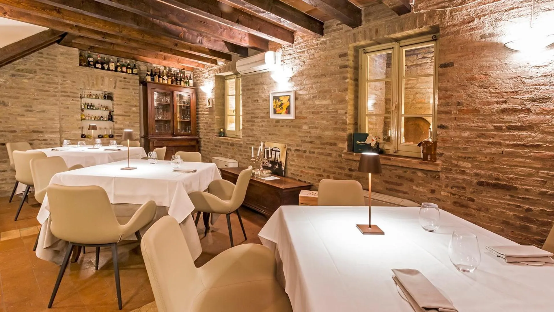 Restaurant/places to eat in Locanda Del Feudo Suite & Restaurant