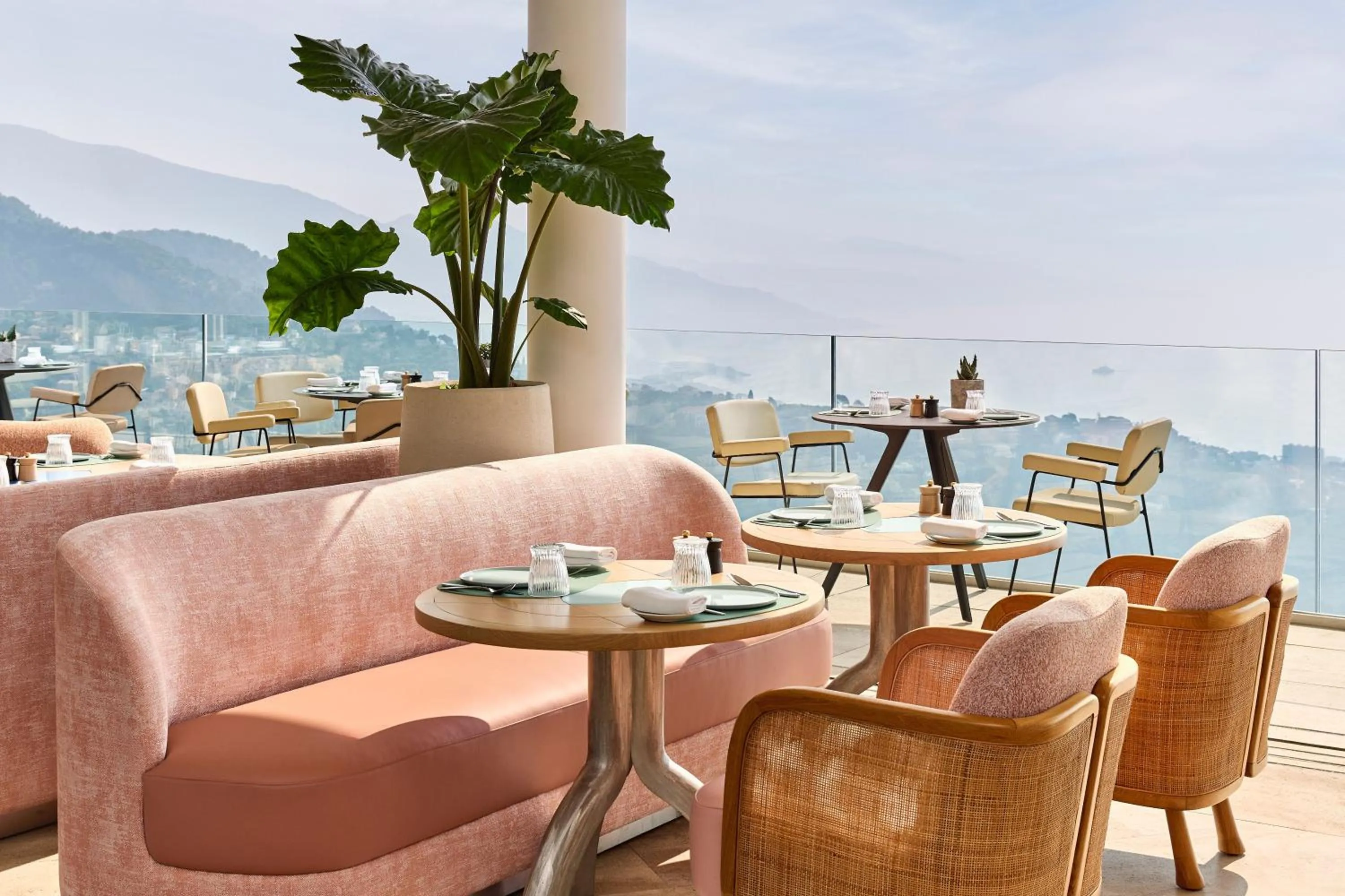 Restaurant/places to eat in The Maybourne Riviera, Maybourne