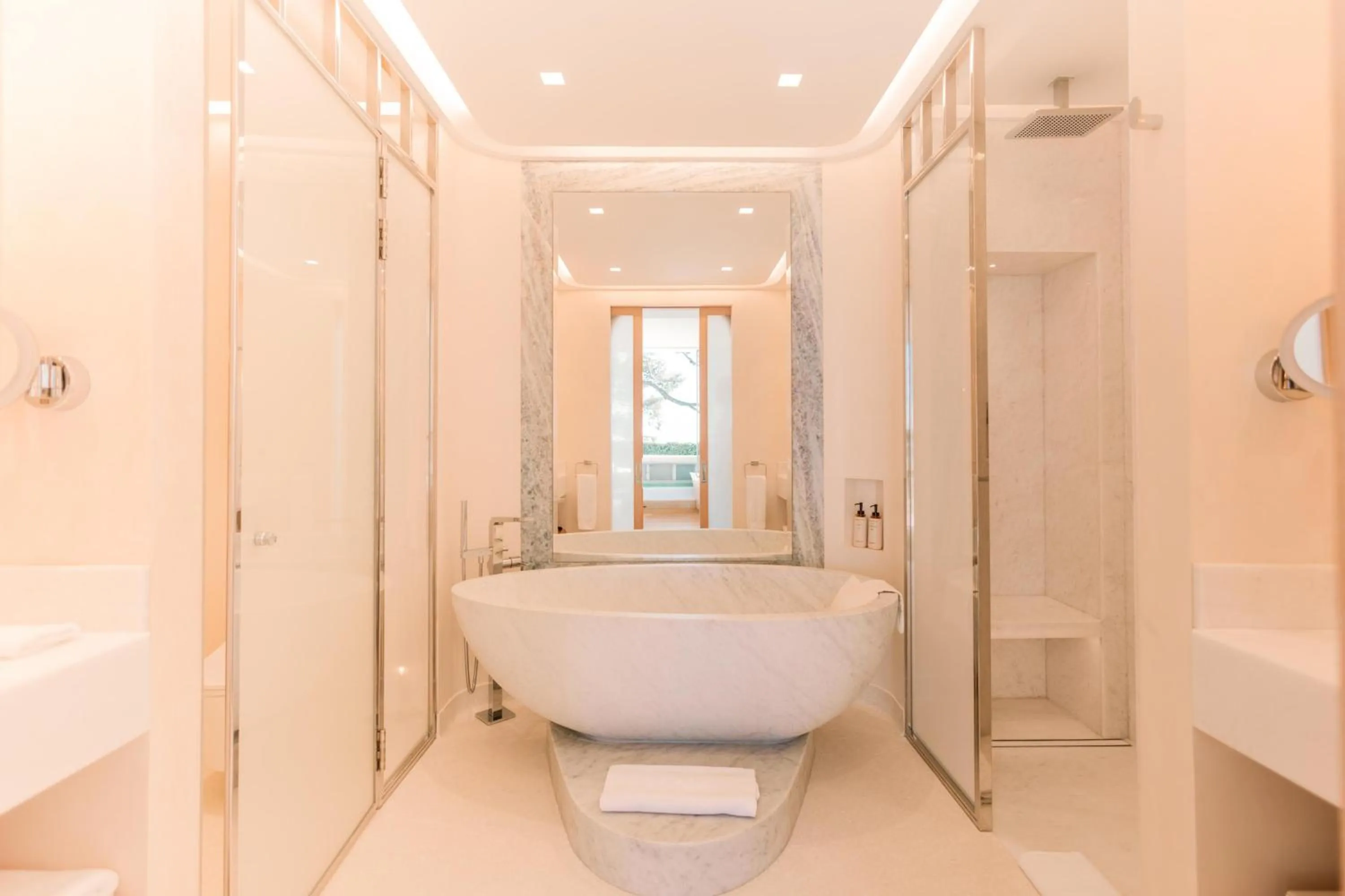 Bathroom in The Maybourne Riviera, Maybourne