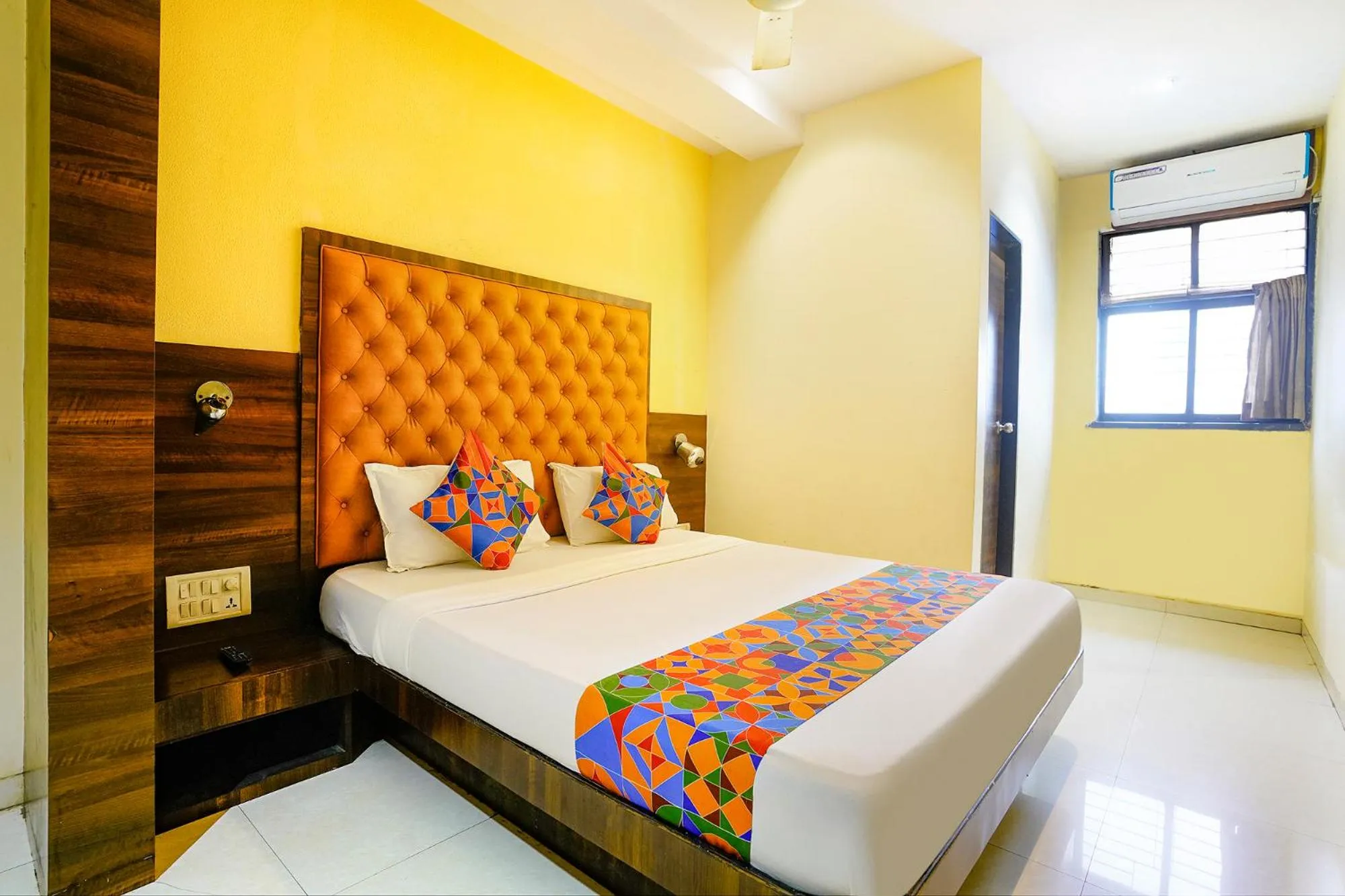 Bed in Via New Silver Elite