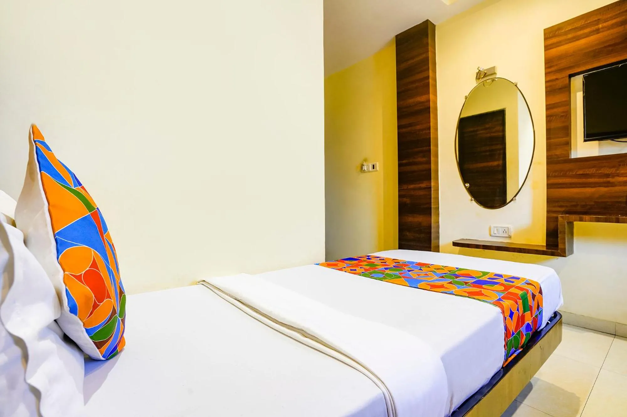 Bed in Via New Silver Elite