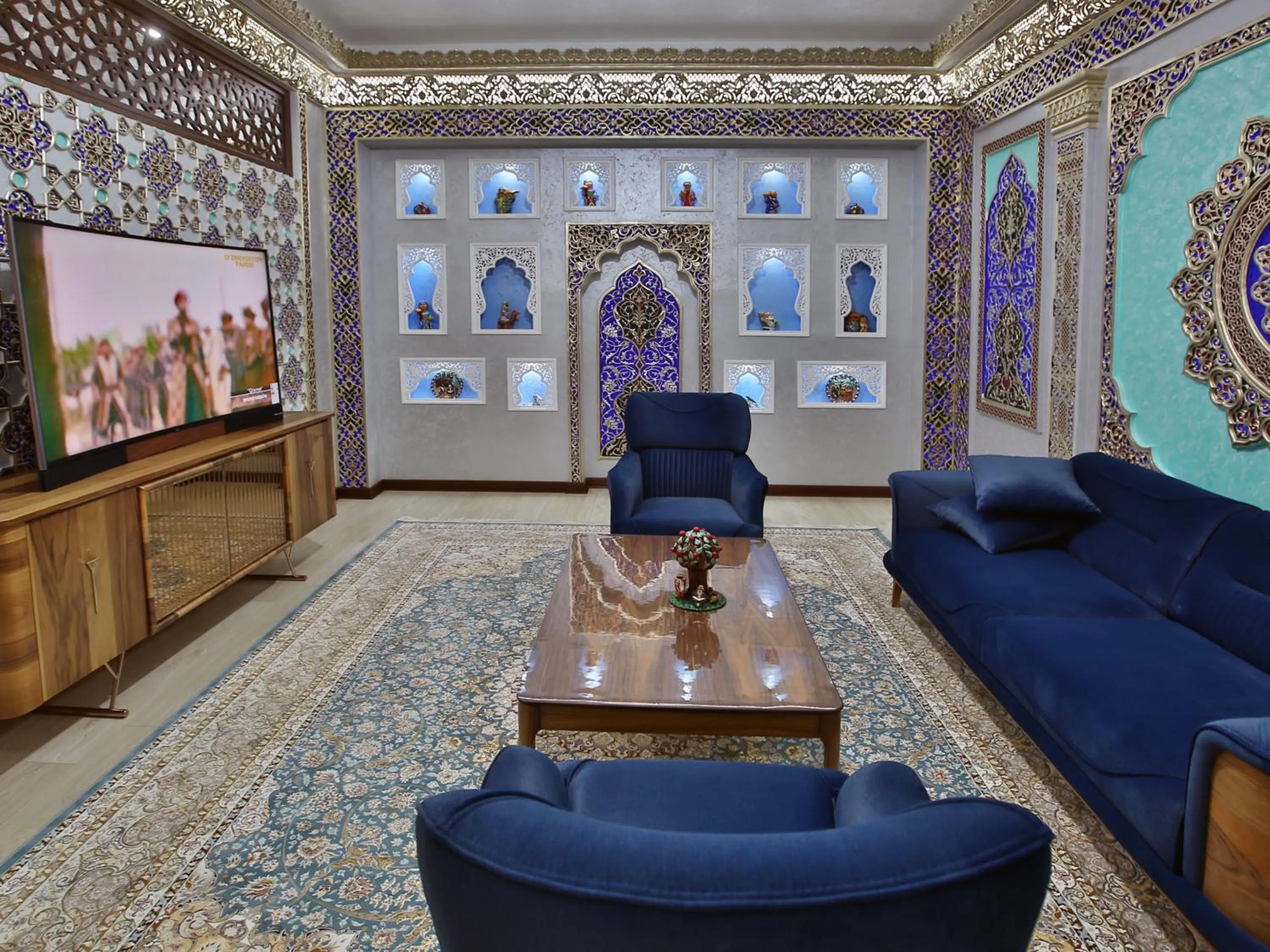 Seating area in Paradise Plaza Luxury Hotel