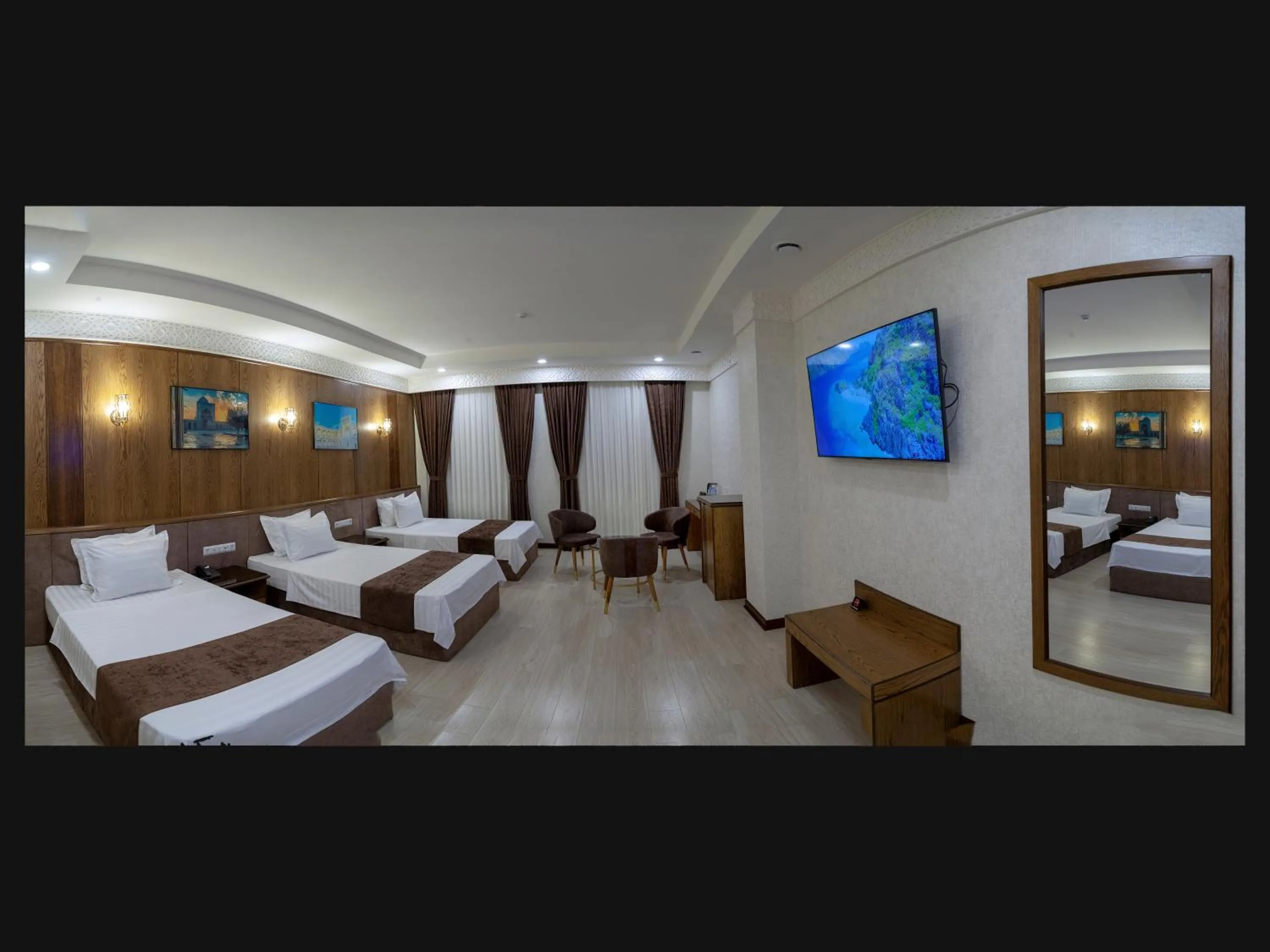 Photo of the whole room, Bed in Paradise Plaza Luxury Hotel