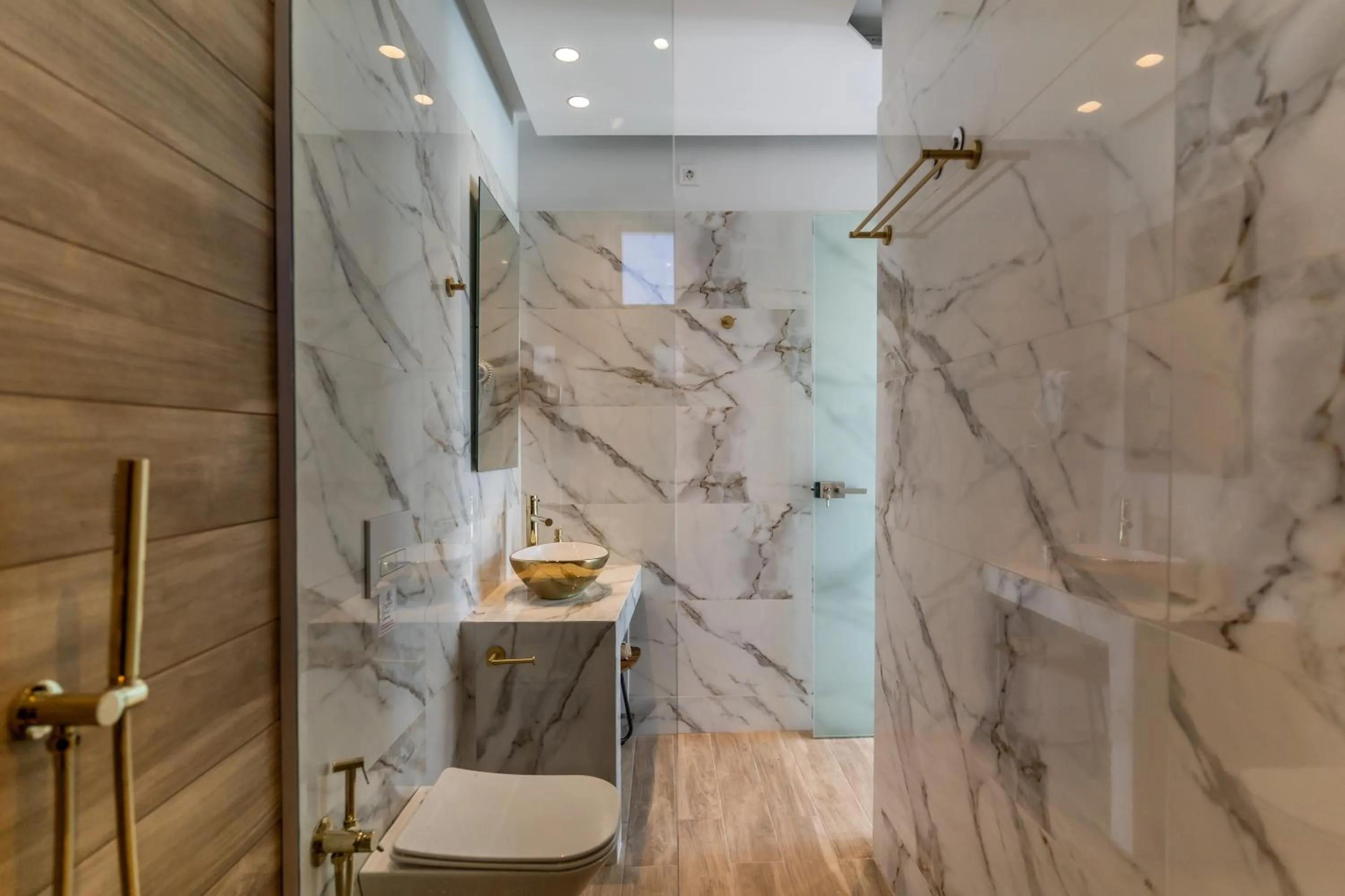 Shower in SantoRossa Luxury Villas