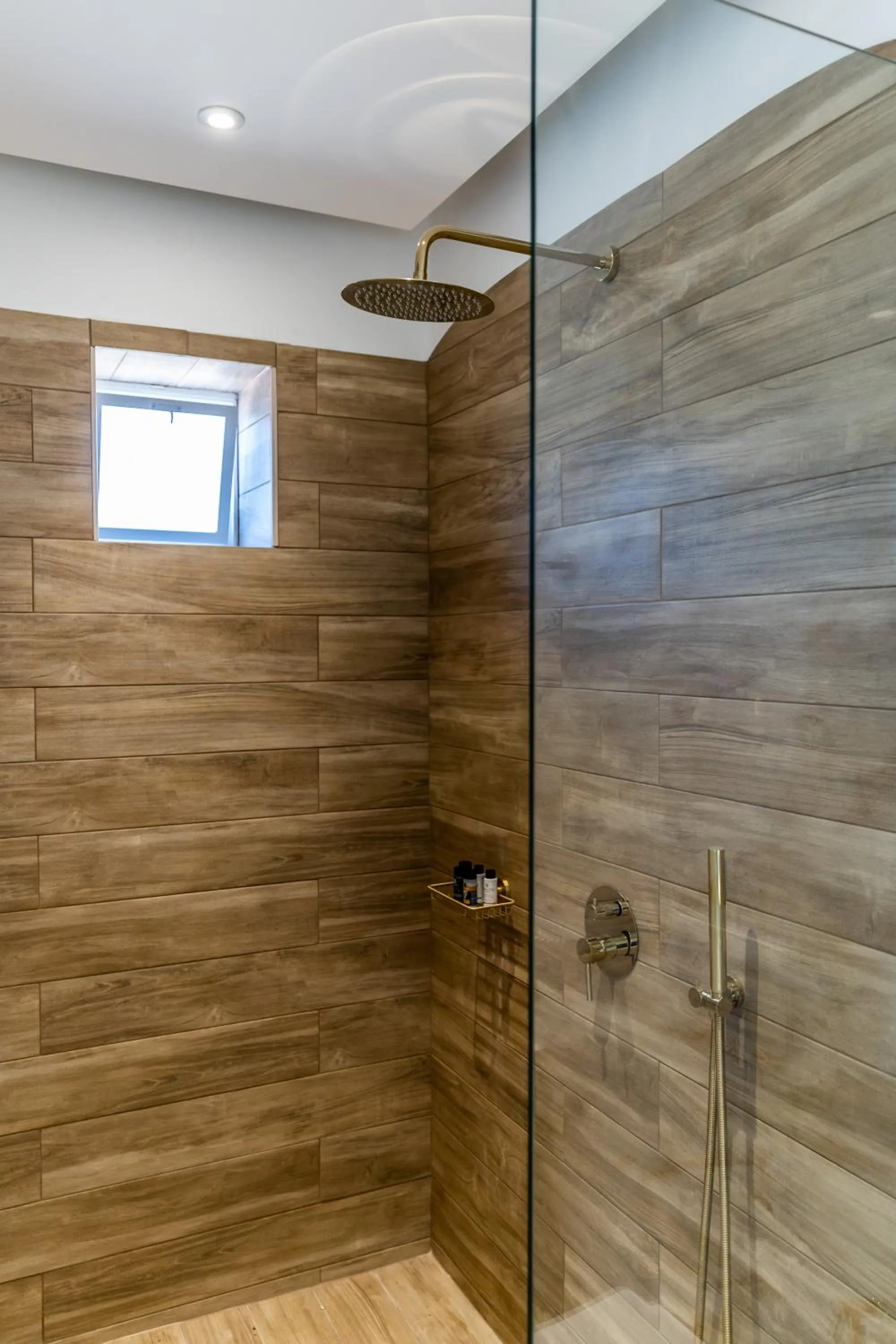 Shower in SantoRossa Luxury Villas