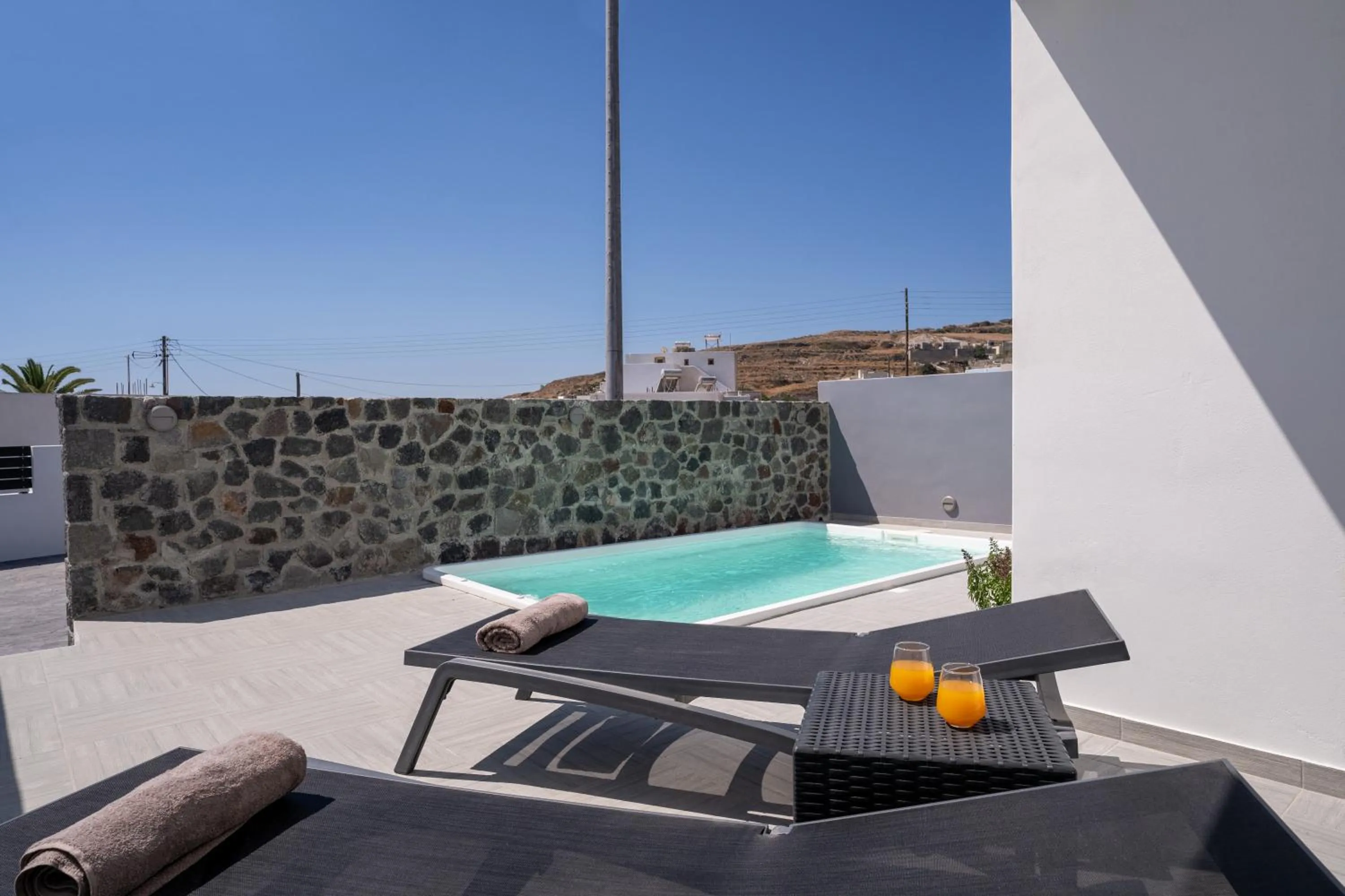 Pool view in SantoRossa Luxury Villas