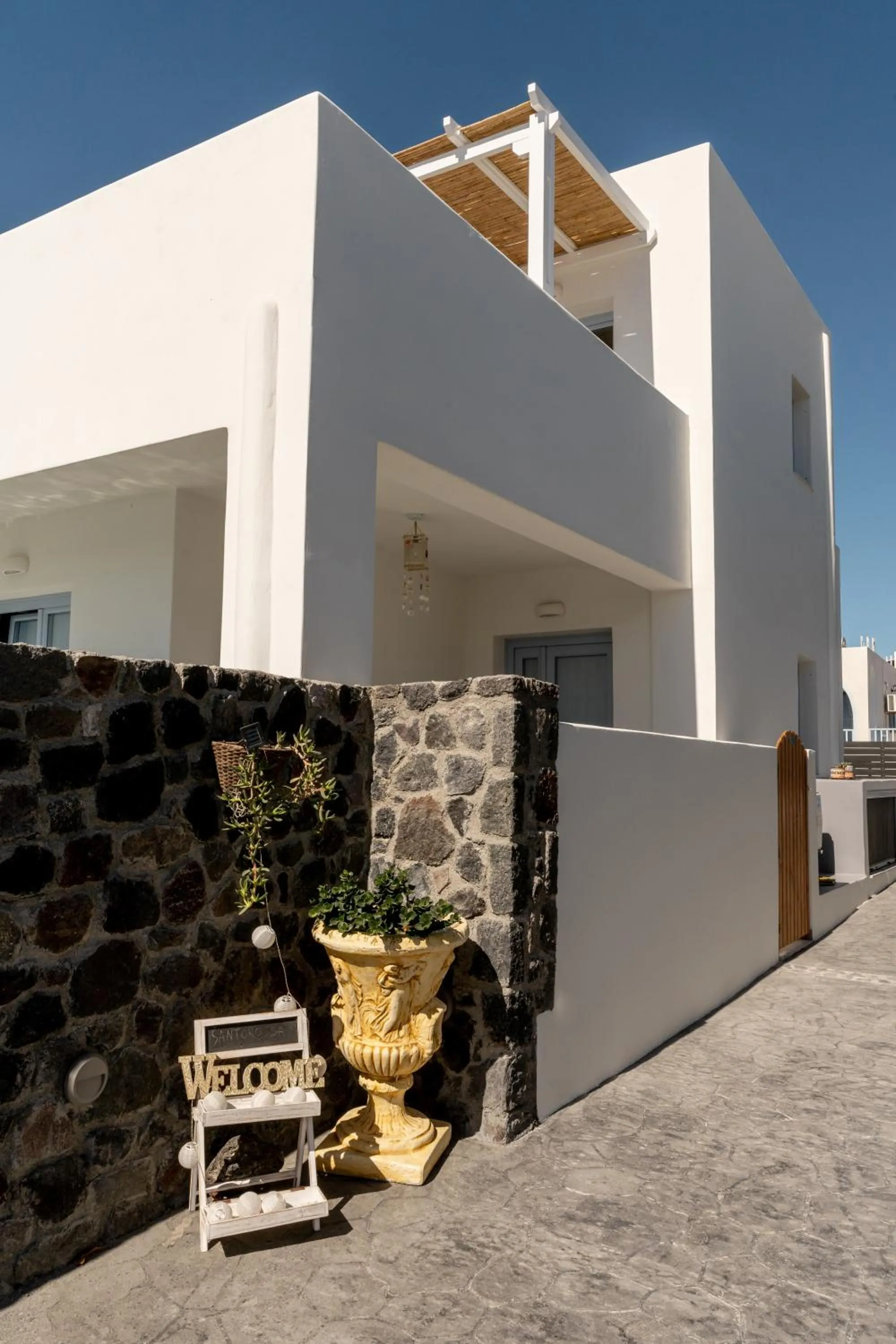 Property building in SantoRossa Luxury Villas