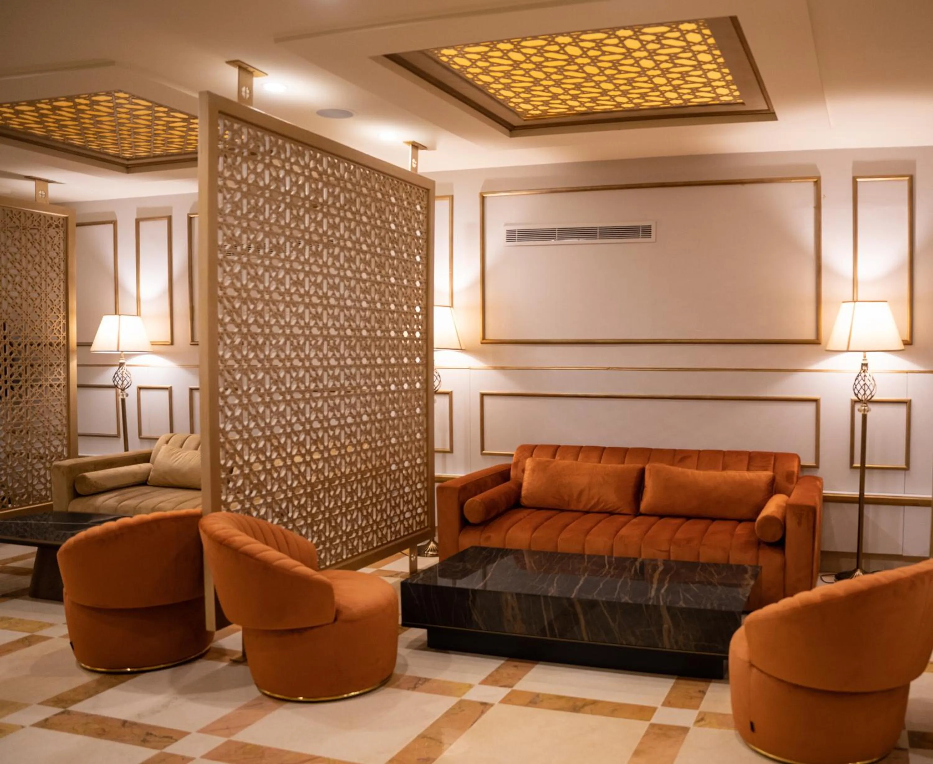 Lounge or bar in Royal Tulip Korbous Bay Thalasso & Springs