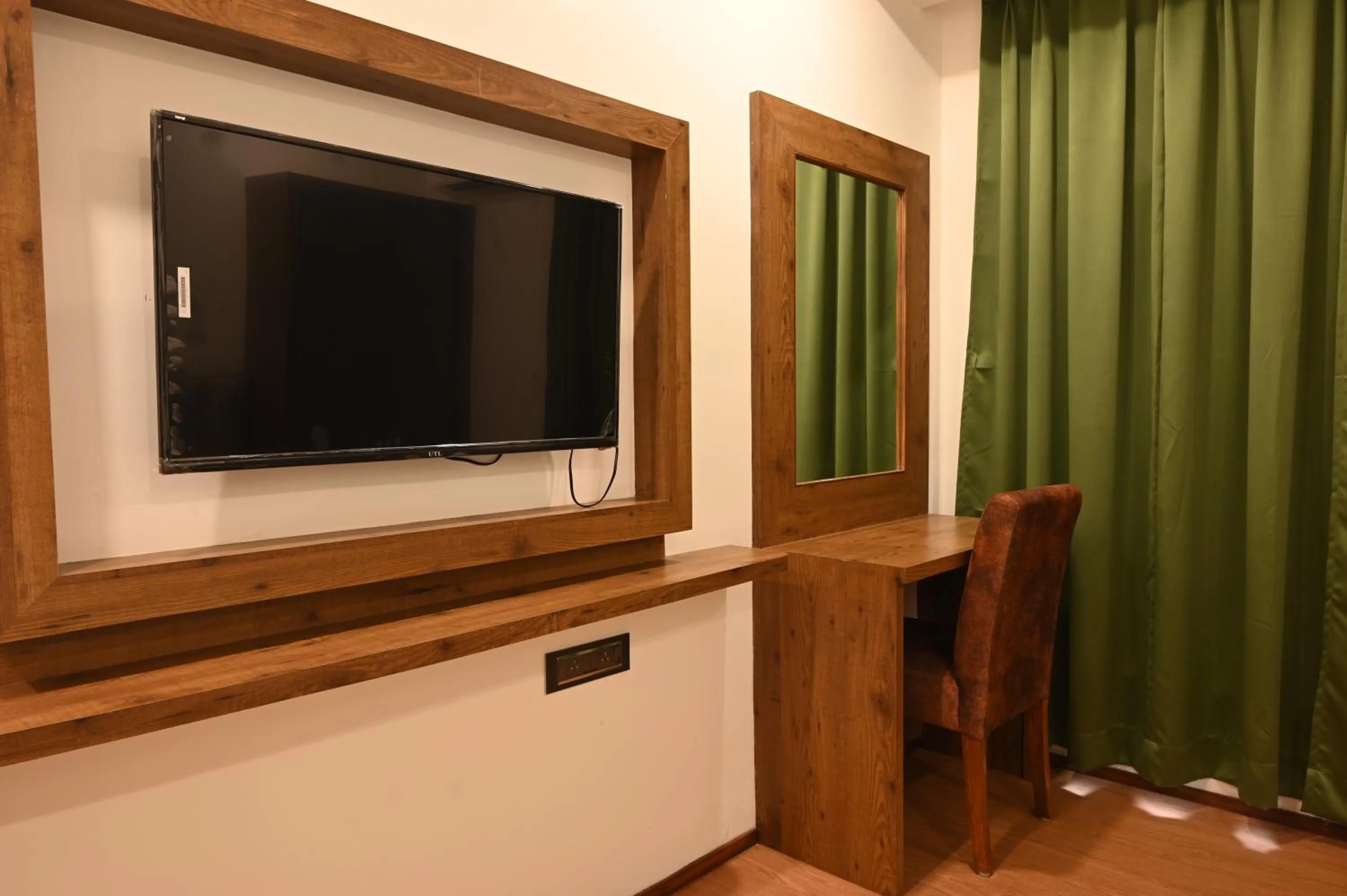 TV and multimedia in Sonnesta Grand