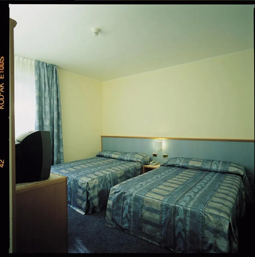 Bed in Hotel & Loisir Le Ruote