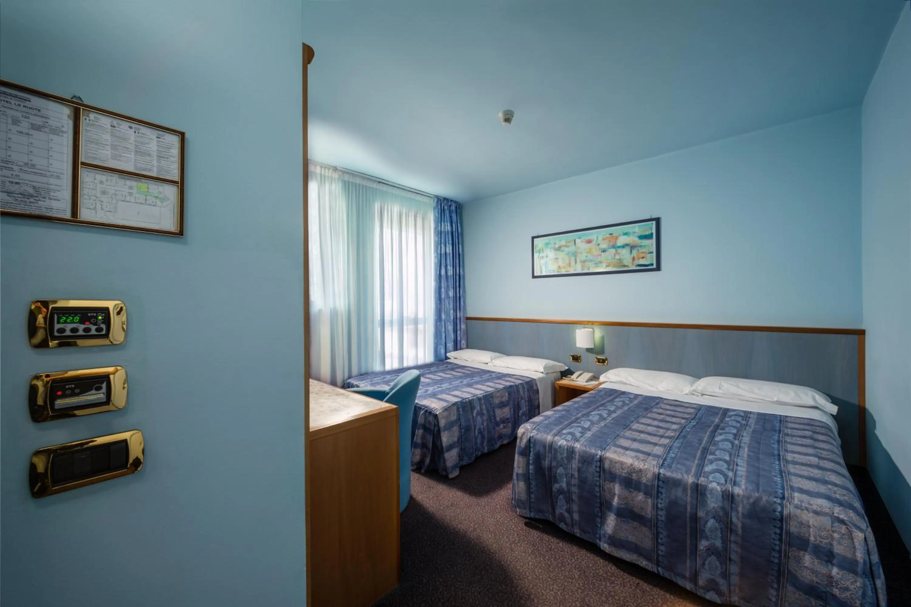 Bed in Hotel & Loisir Le Ruote