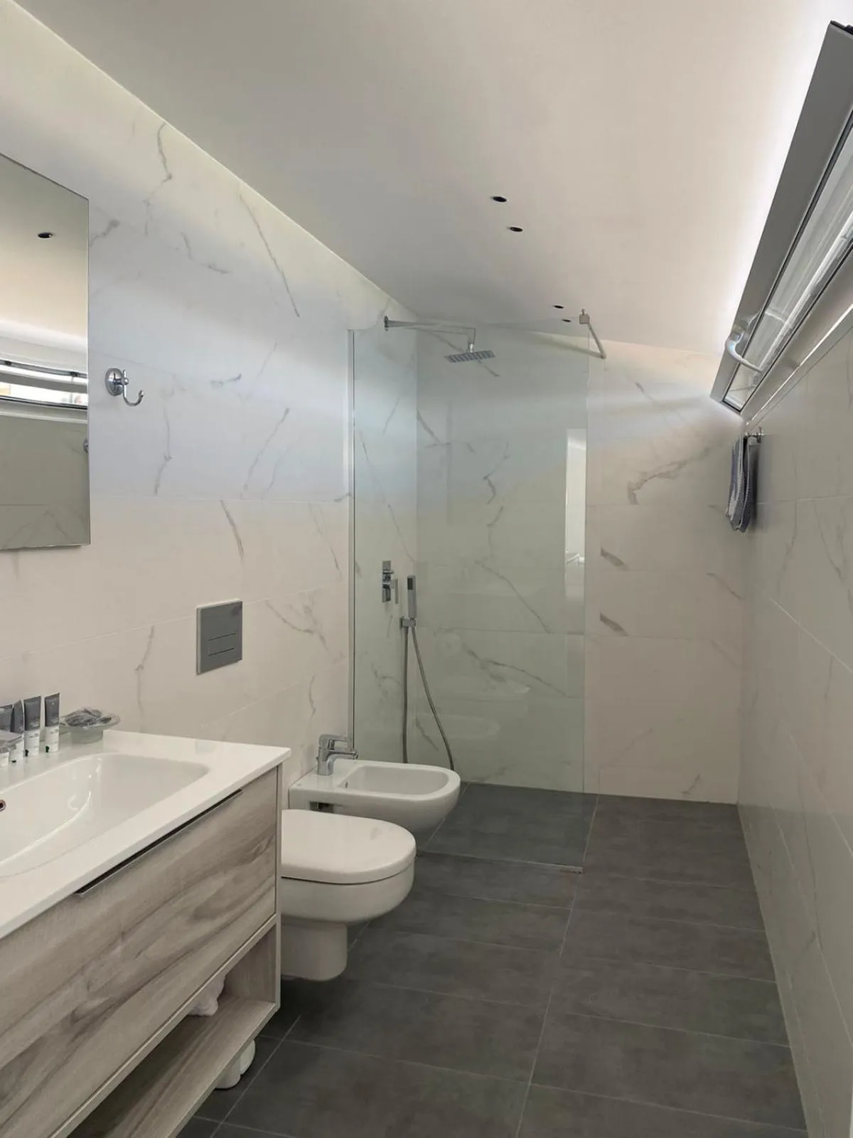 Bathroom in Hotel Nertili