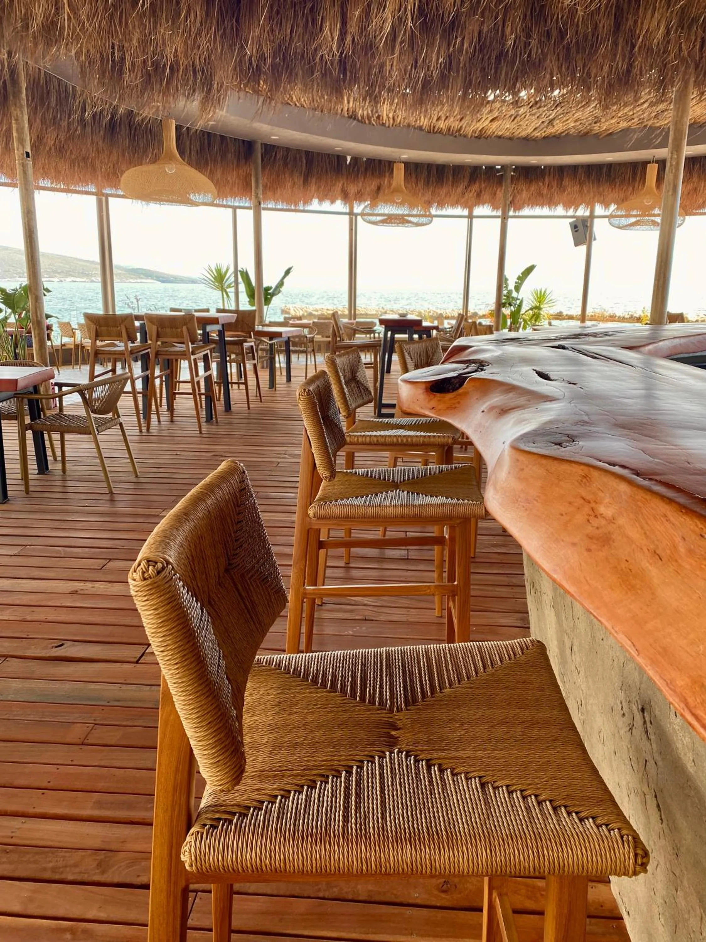 Restaurant/places to eat in Hotel Nertili