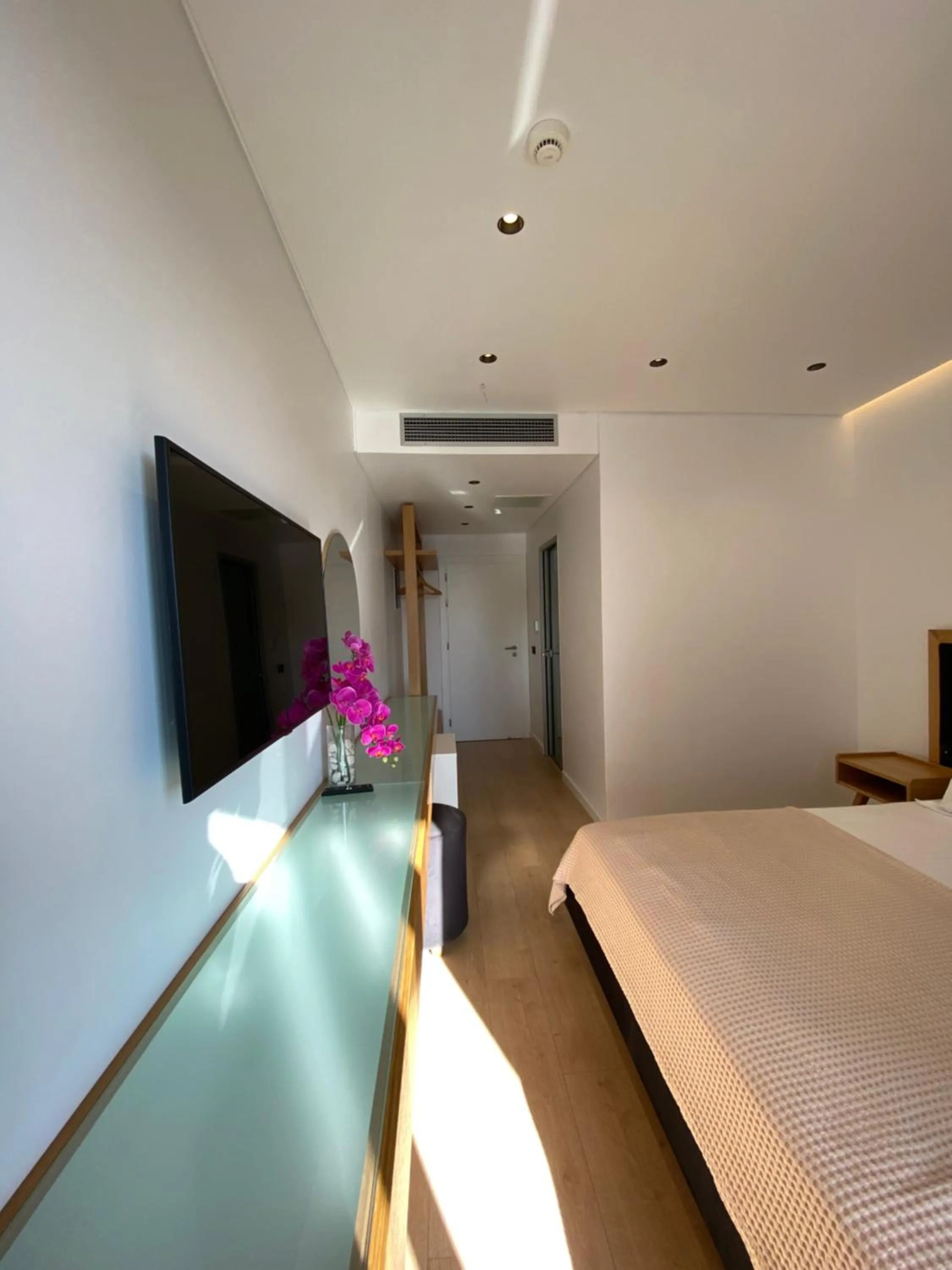 TV and multimedia, Bed in Hotel Nertili