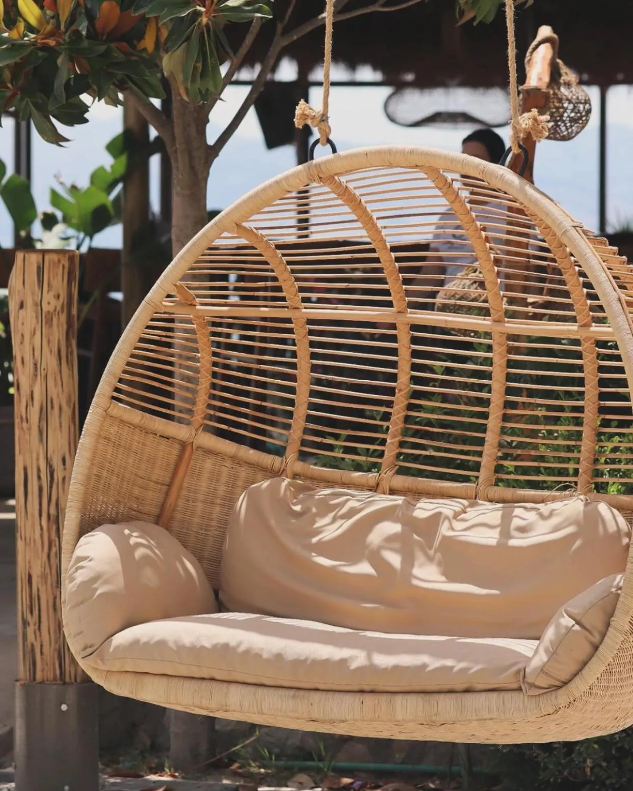 Restaurant/places to eat in Hotel Nertili