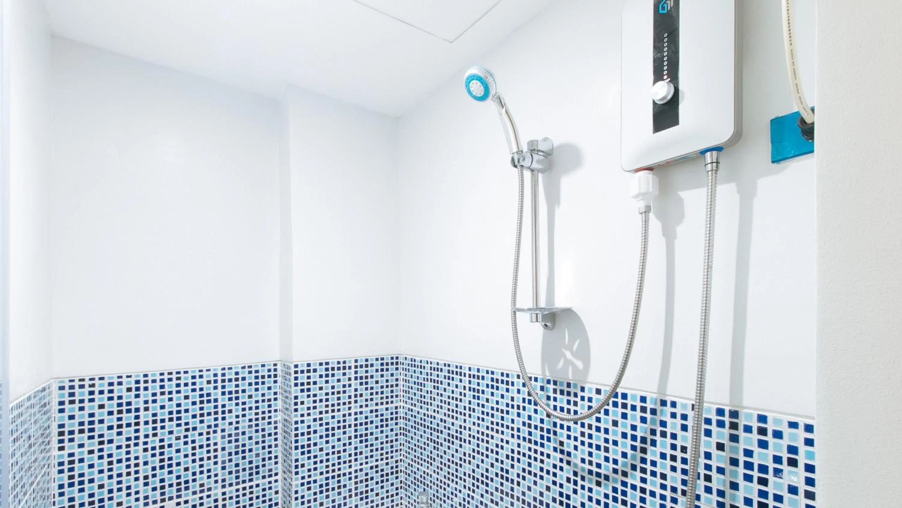 Shower in UrbanView at San Antonio's Place Sampaloc Manila