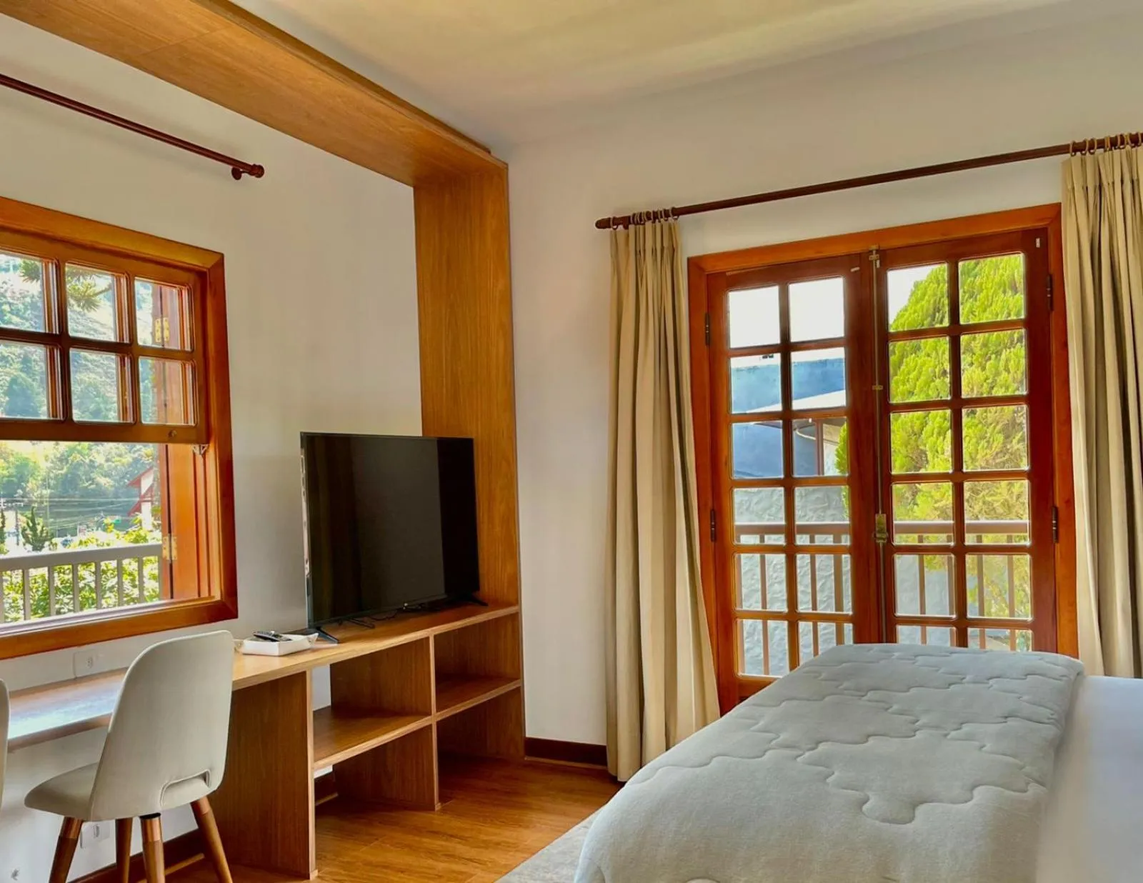 Bedroom, Bed in Casa Três Rios - Campos do Jordão