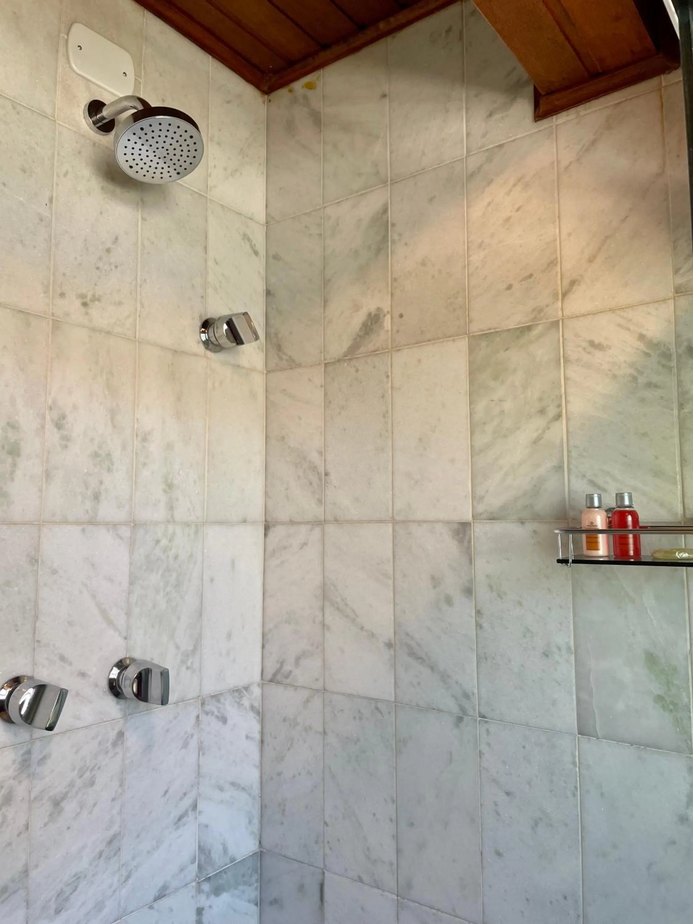 Bathroom in Casa Três Rios - Campos do Jordão