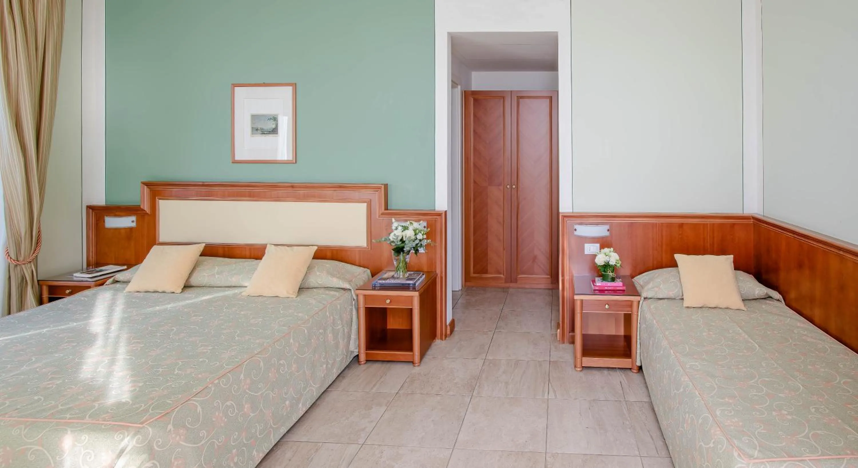 Bed in LVG Hotel Collection - Belvedere San Gottardo