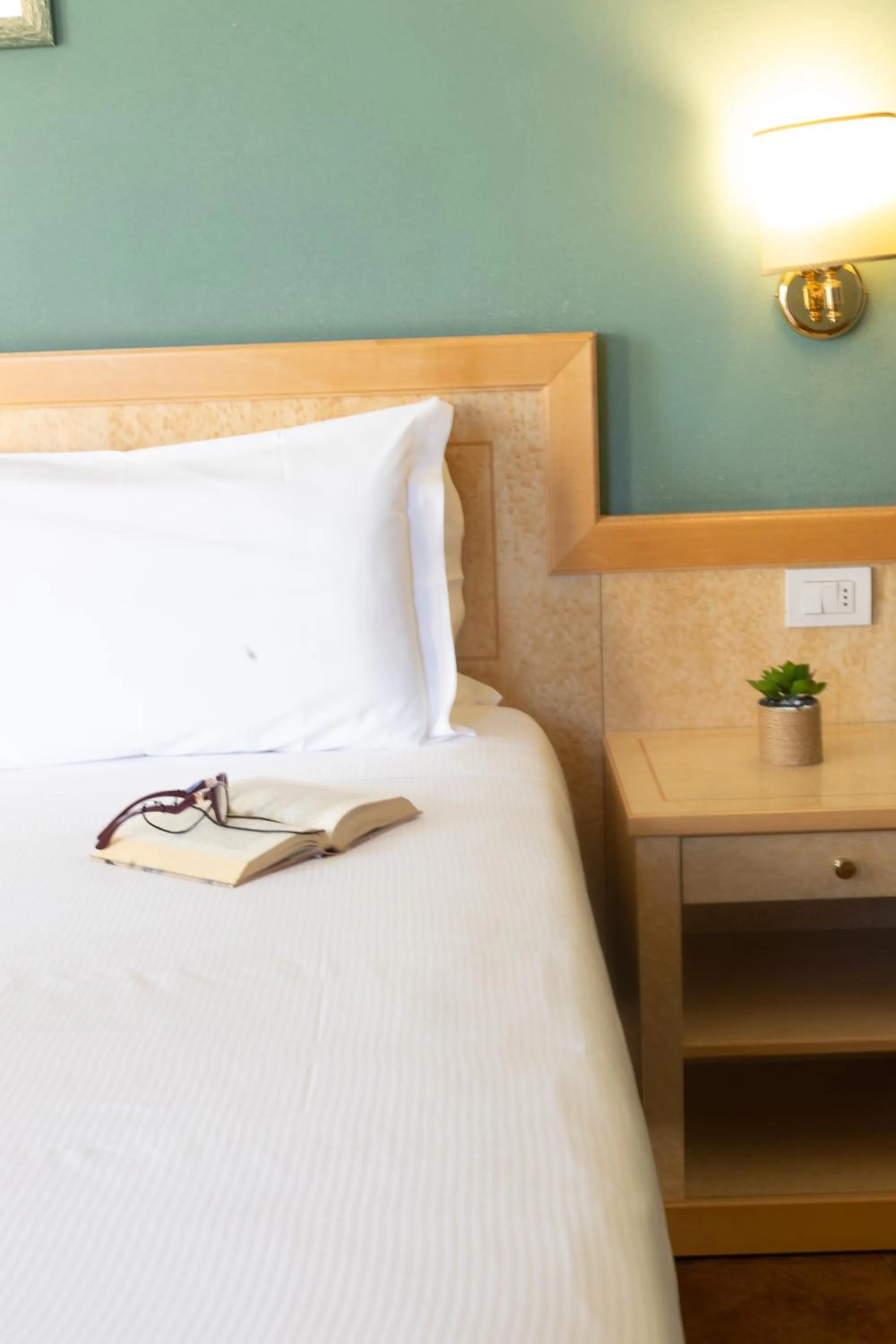 Bed in LVG Hotel Collection - Belvedere San Gottardo