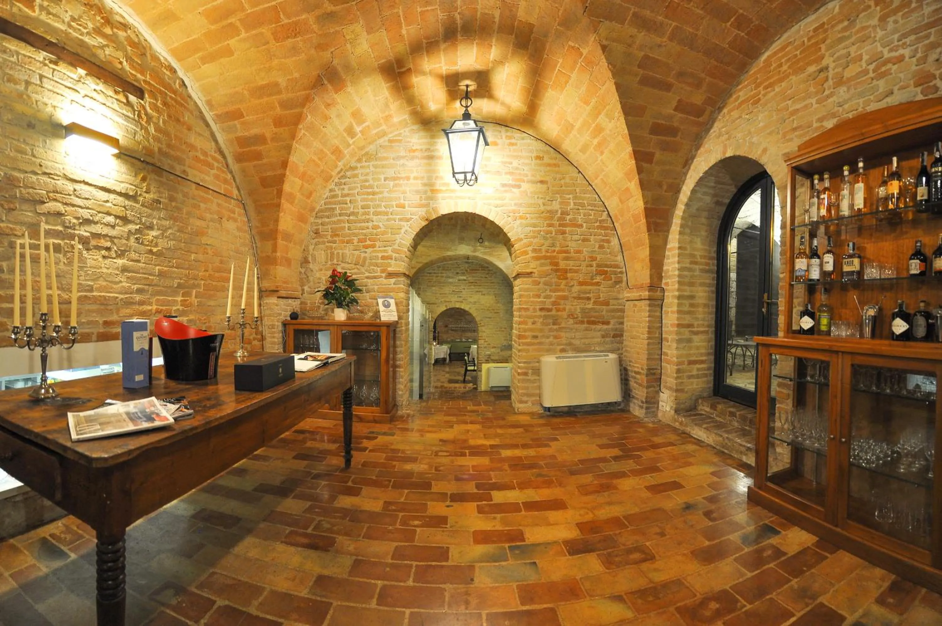 Restaurant/places to eat in B&B Villa Dei Priori