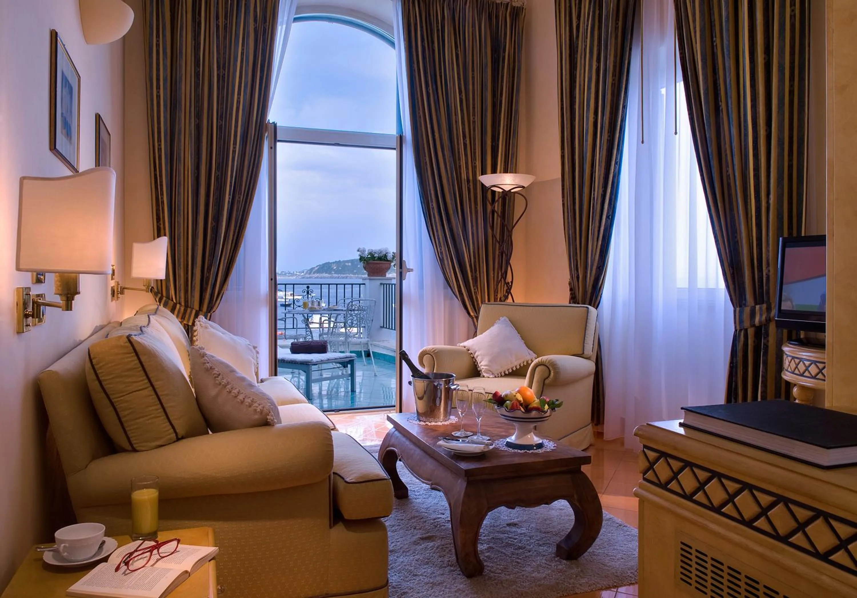 Living room in Miramare E Castello