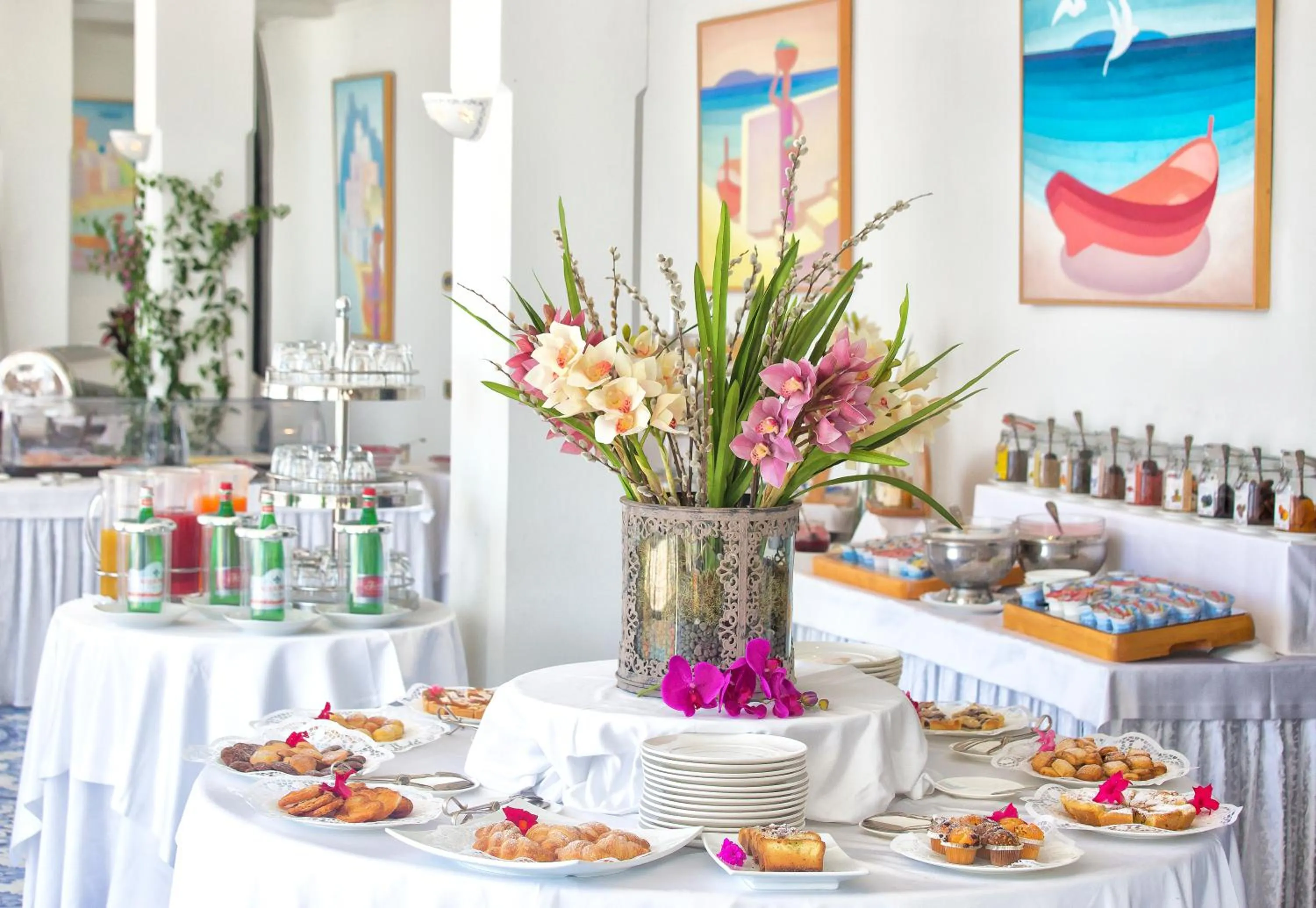 Food and drinks in Miramare E Castello