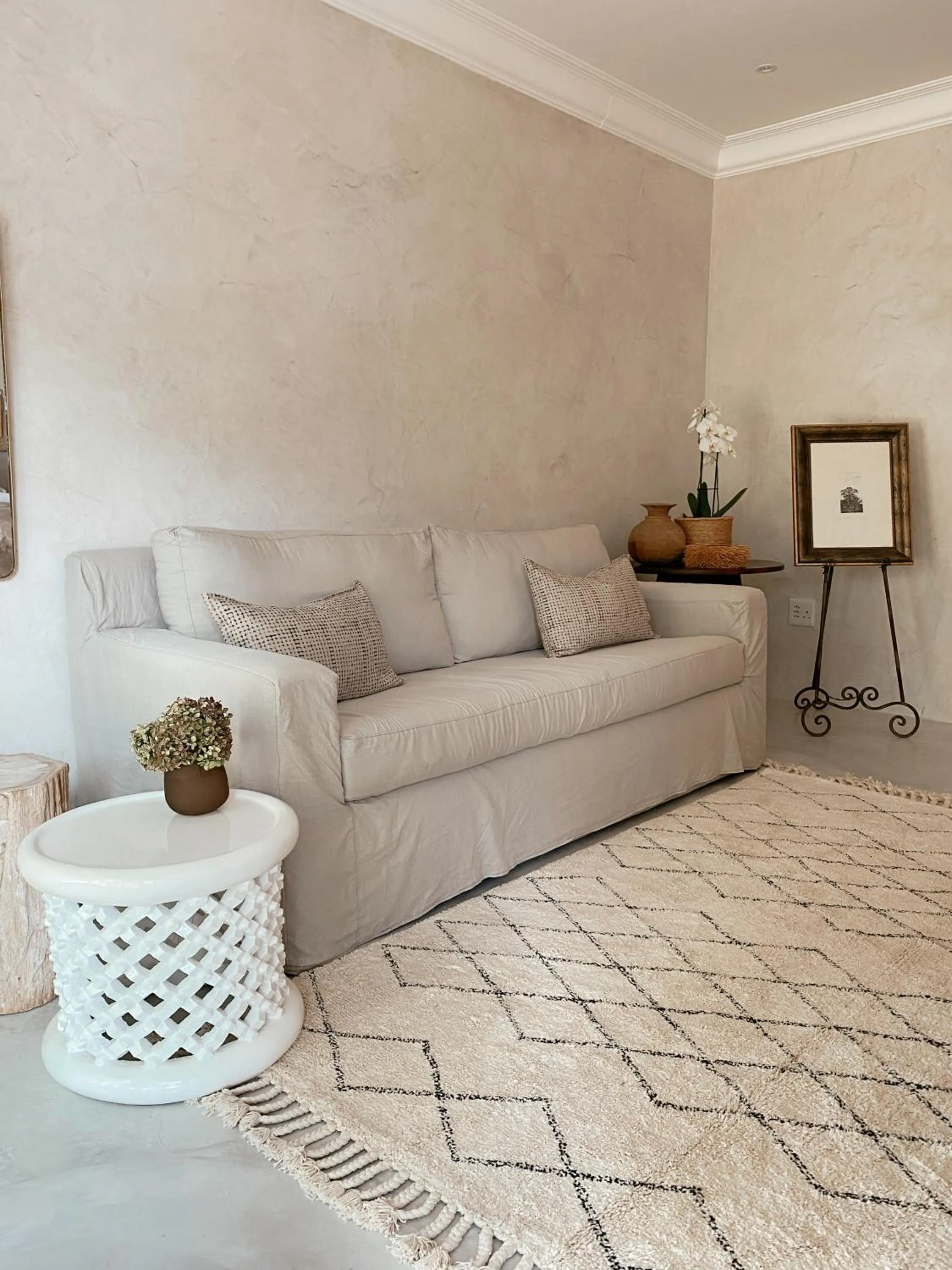 Seating area in Viewpoint Estate Accommodation