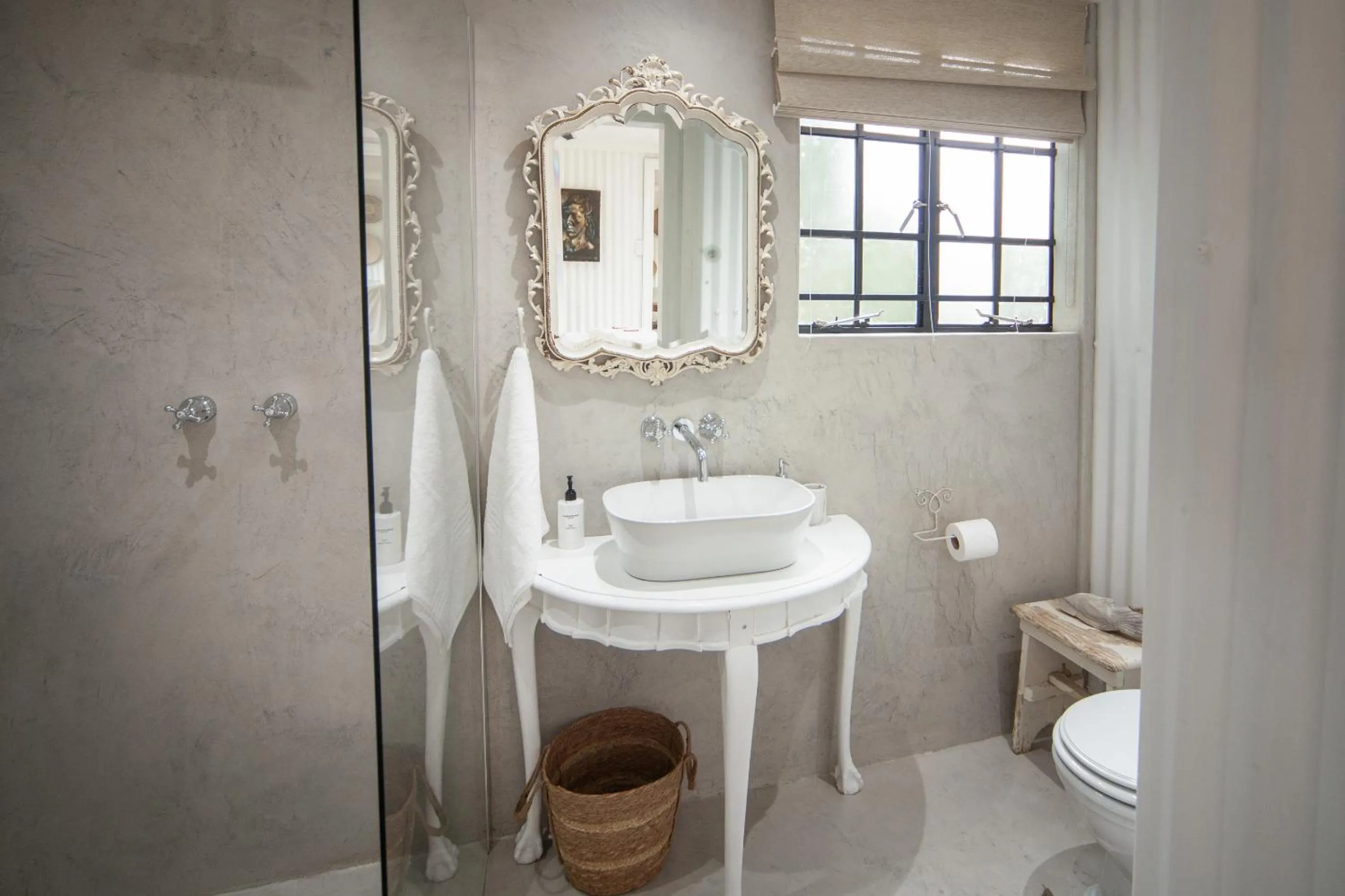 Bathroom in Viewpoint Estate Accommodation