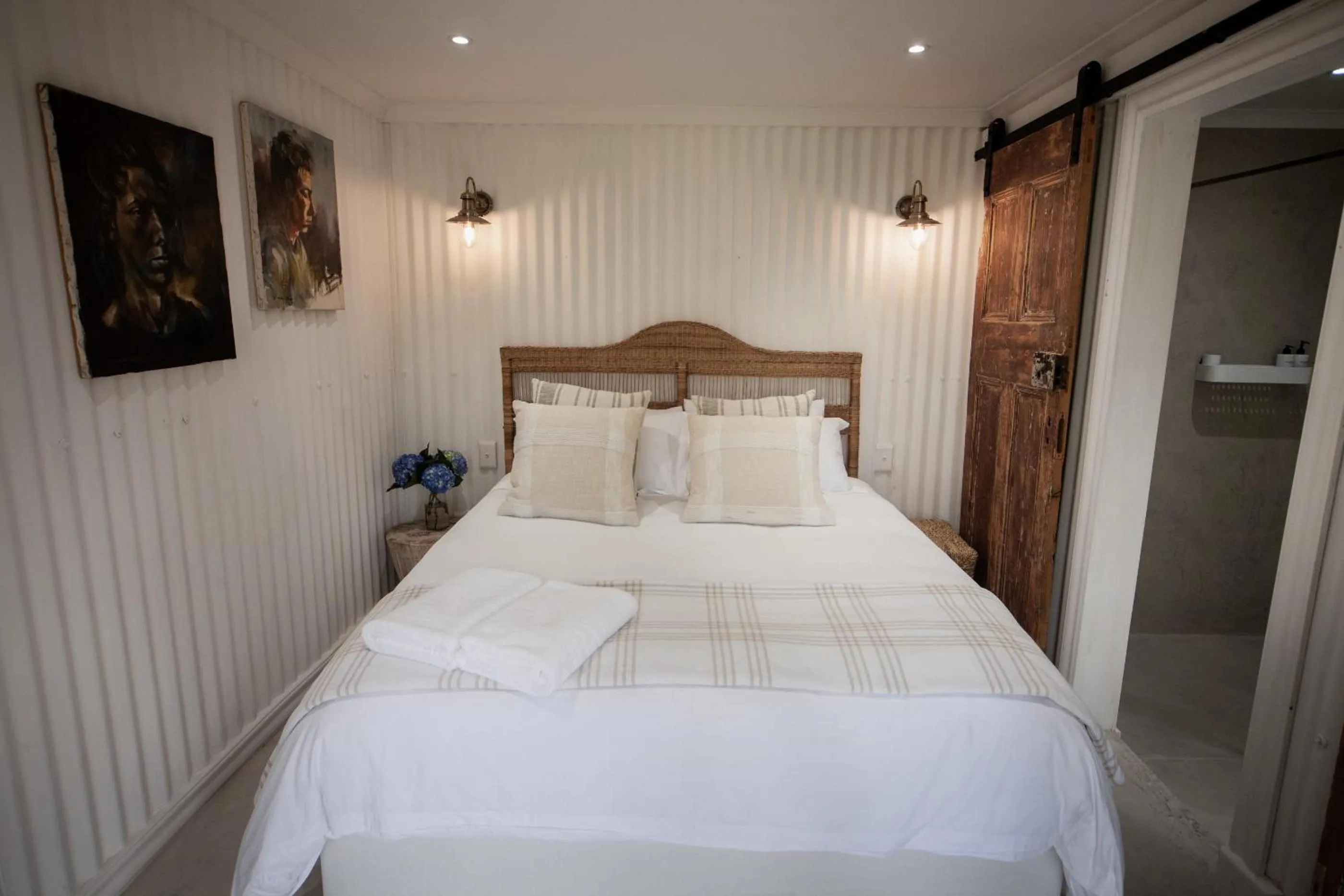 Bed in Viewpoint Estate Accommodation