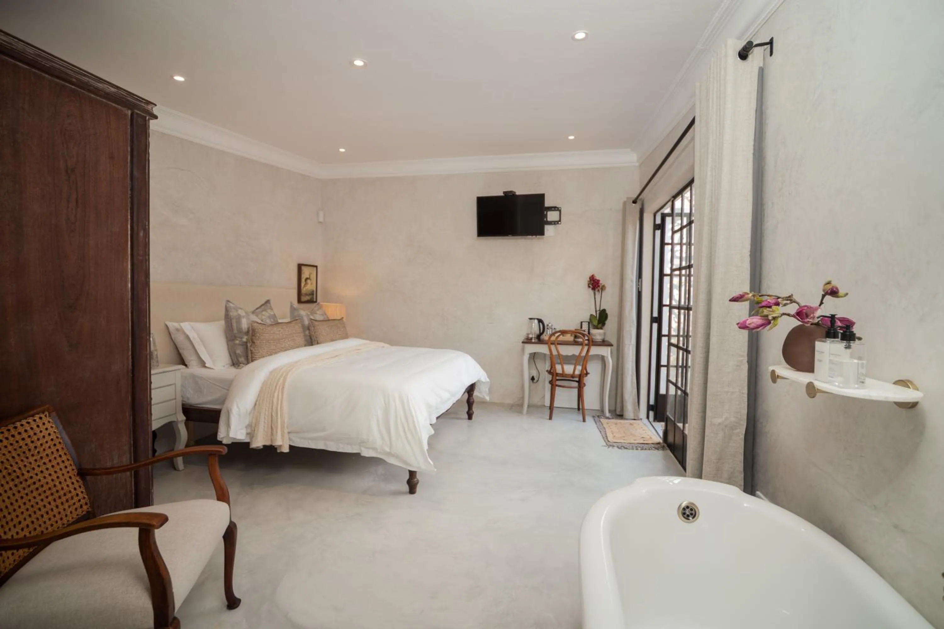 Photo of the whole room, Bed in Viewpoint Estate Accommodation