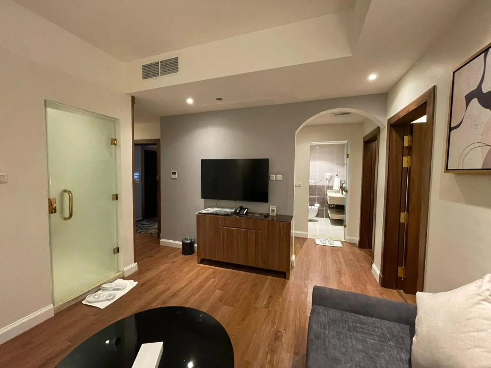 Bed in Smayah Residence Hotel - Riyadh Convention & Exhibition center