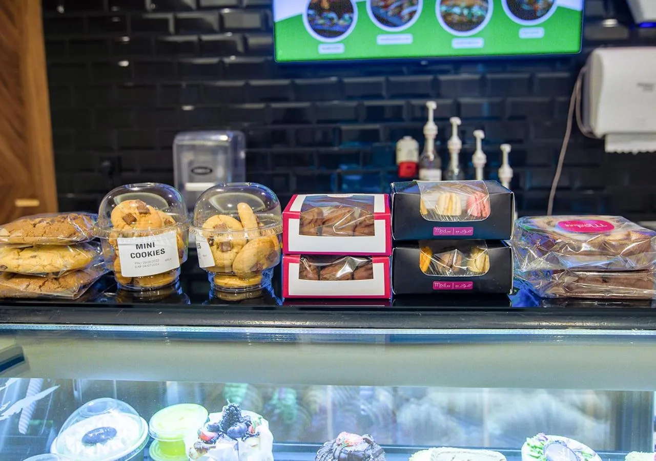 Food and drinks in Smayah Residence Hotel - Riyadh Convention & Exhibition center