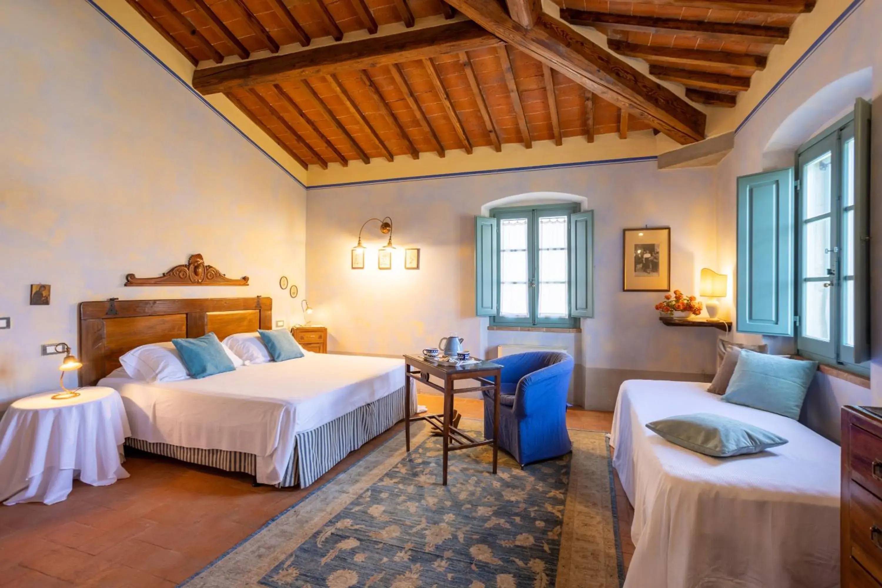 Standard Triple Room in Cortona Resort-Le Terre Dei Cavalieri Standard Triple Room in Cortona Resort-Le Terre Dei Cavalieri