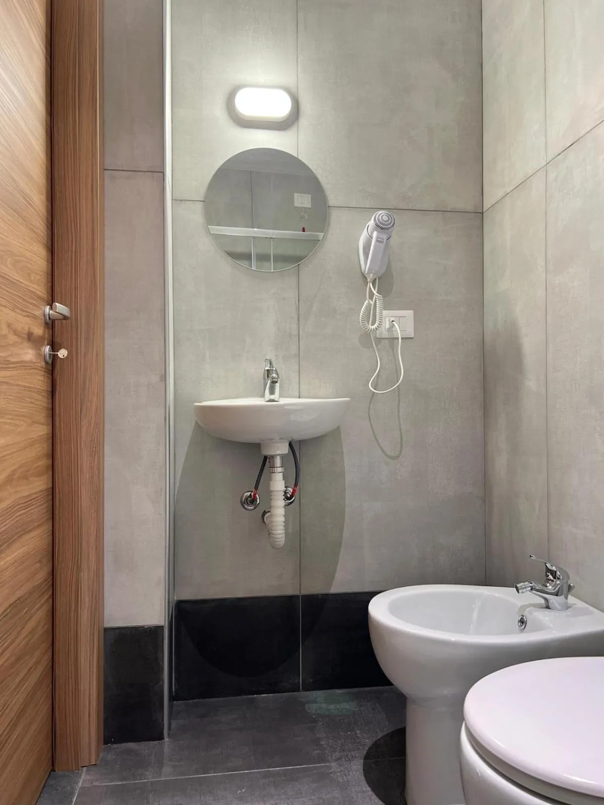 Toilet in Hotel Brivio