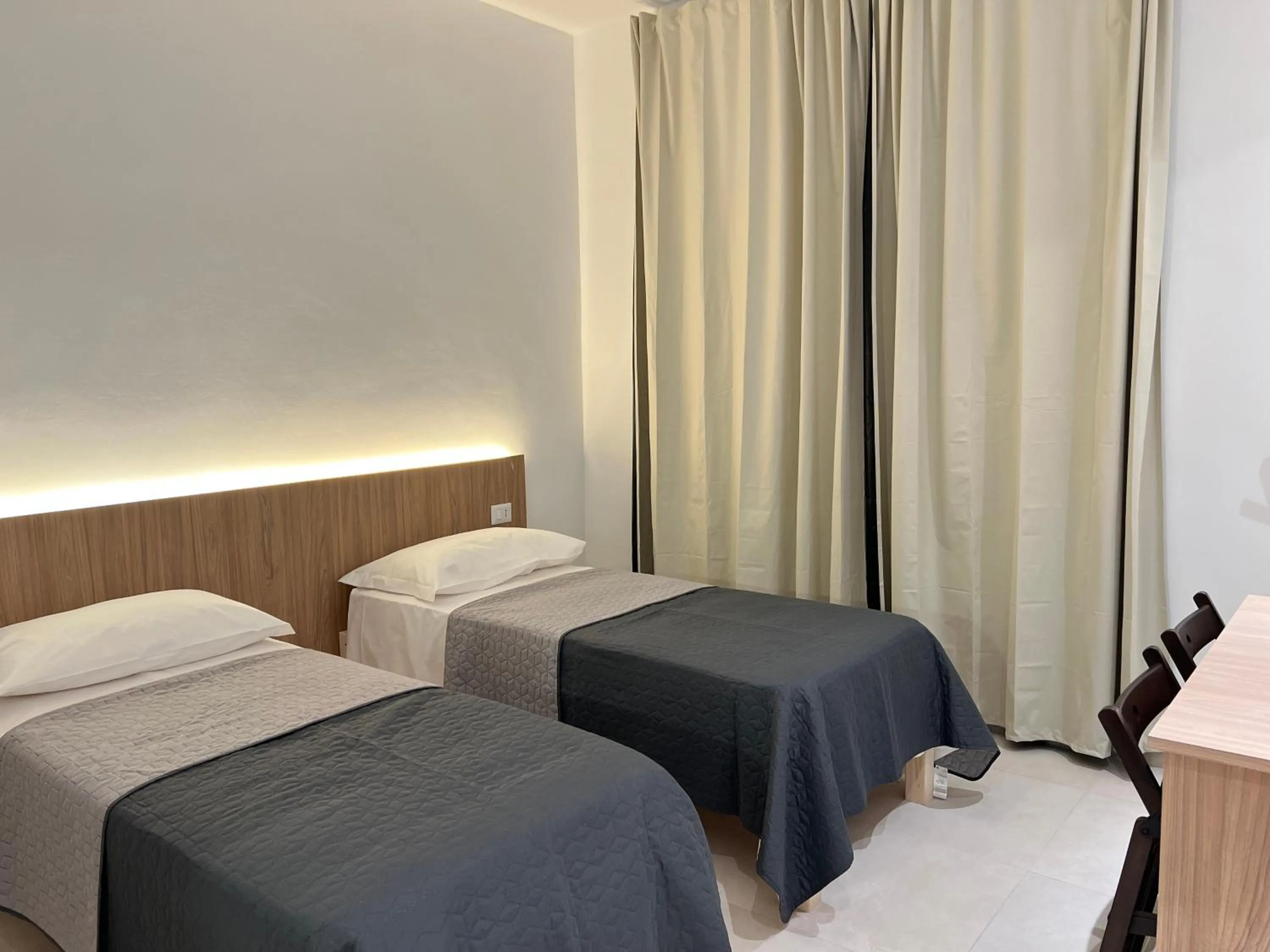 Photo of the whole room, Bed in Hotel Brivio