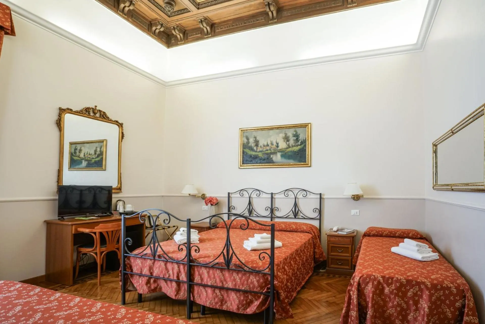 Communal lounge/ TV room, Bed in Hotel St. Moritz