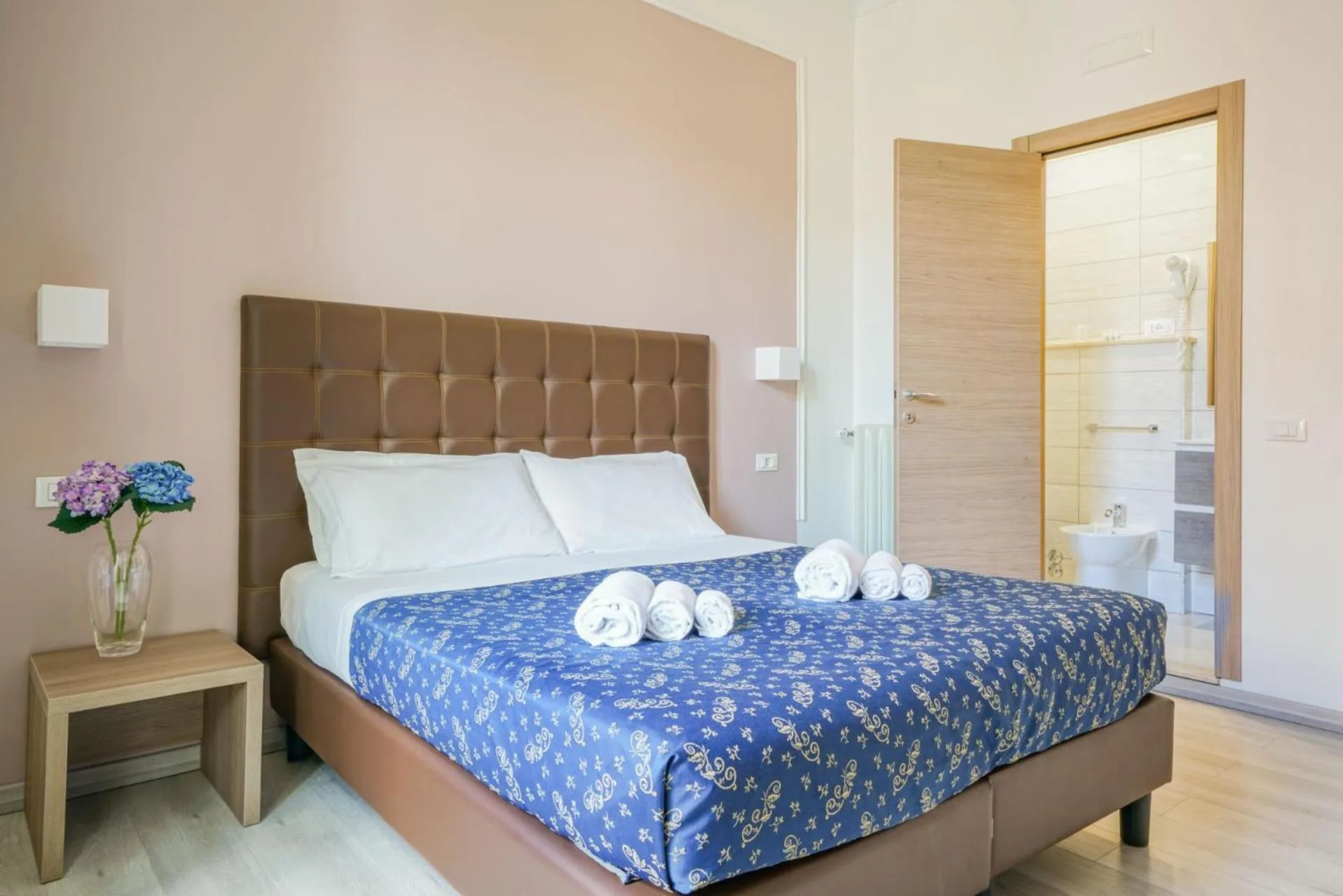 Bed in Hotel St. Moritz