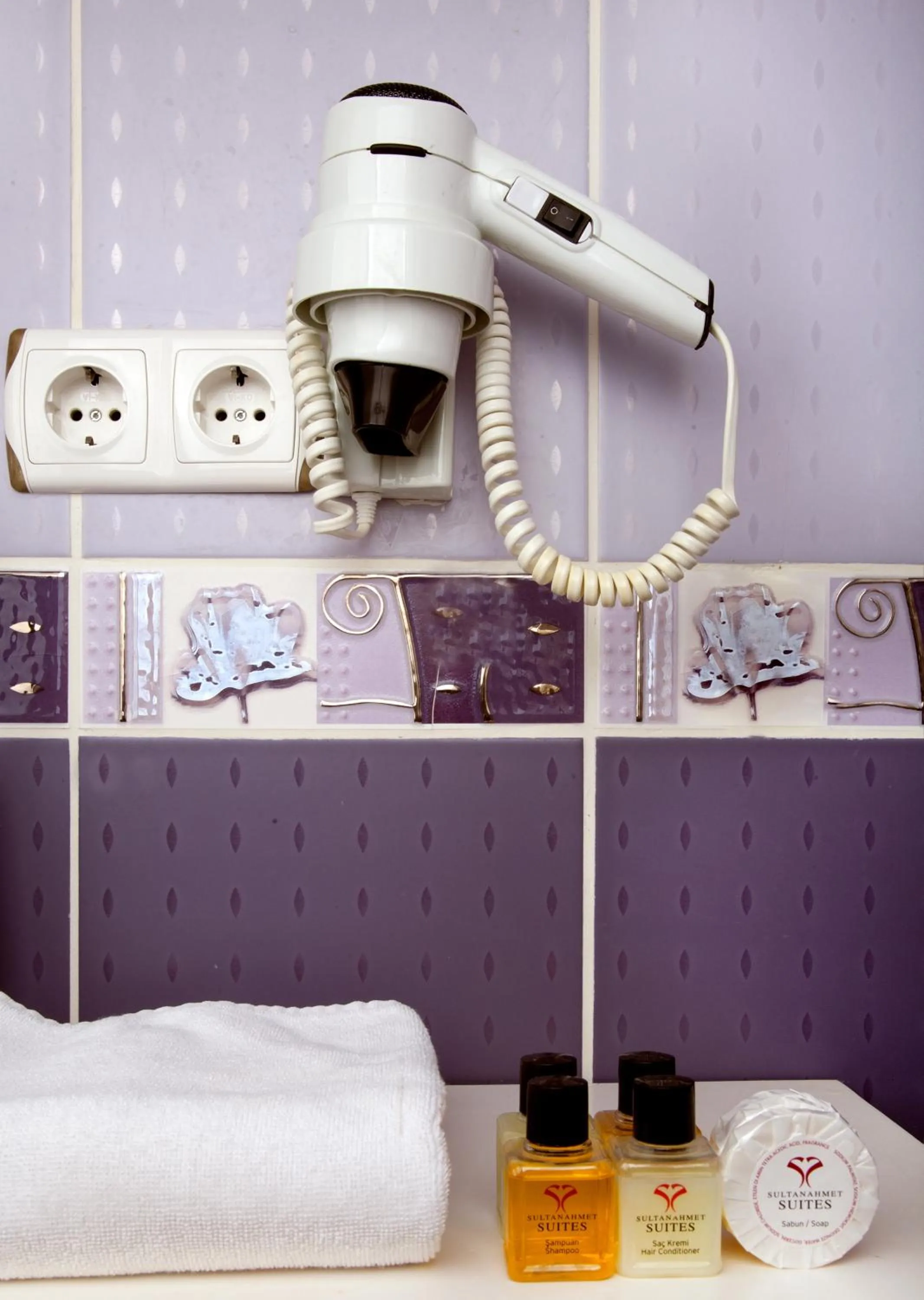 Bathroom, Bed in Sultanahmet Suites