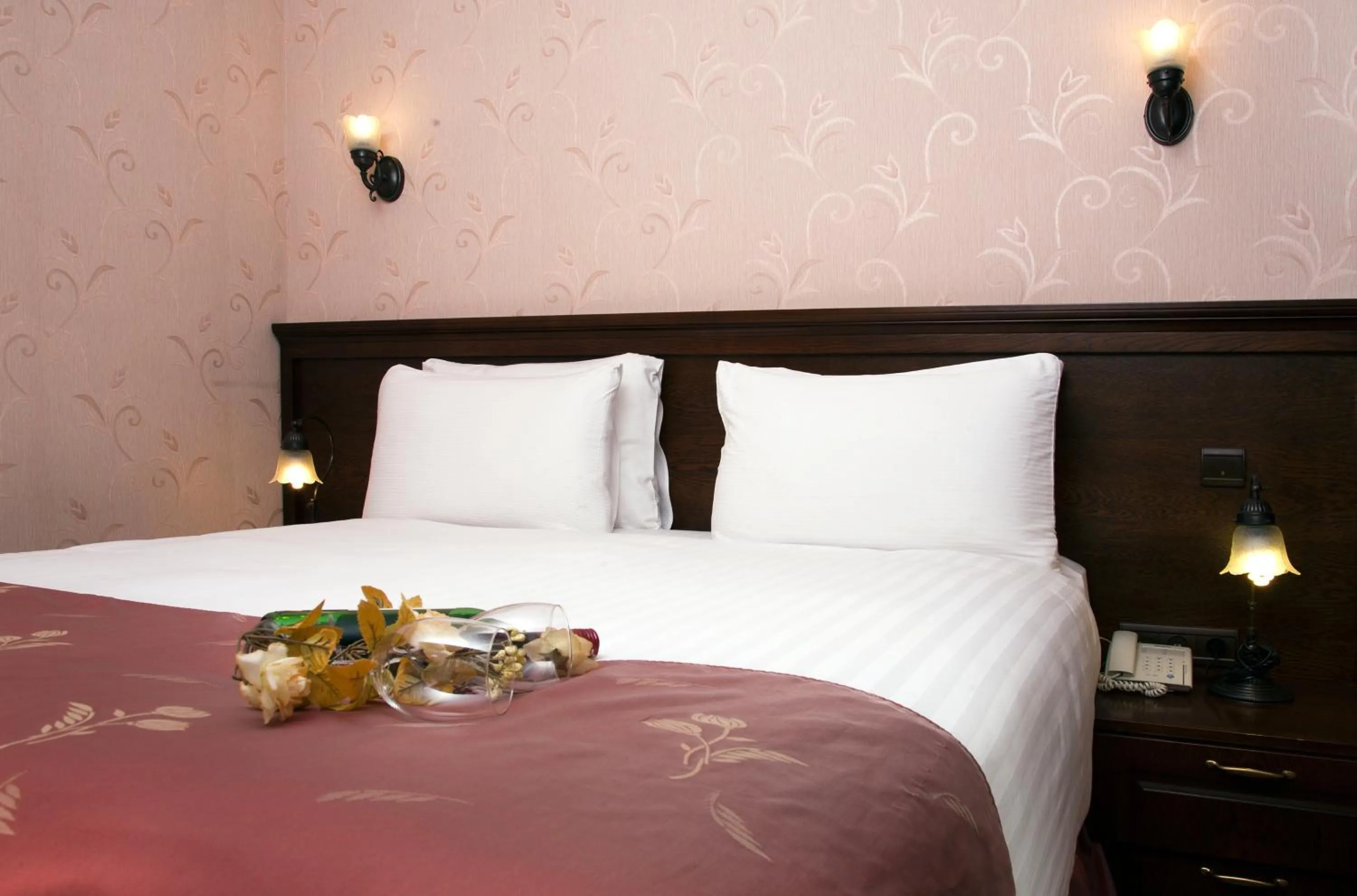 Bedroom, Bed in Sultanahmet Suites