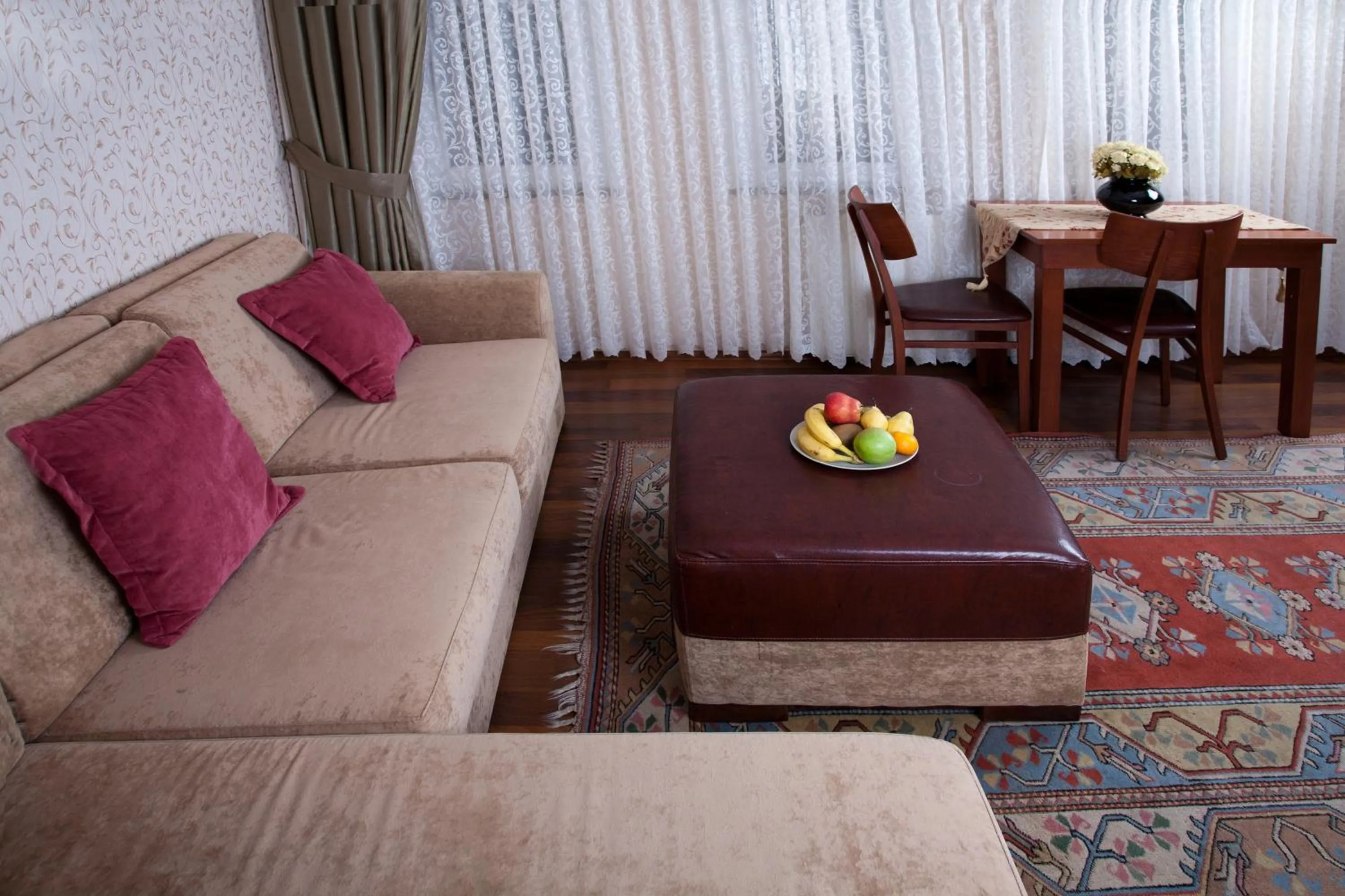 Living room in Sultanahmet Suites